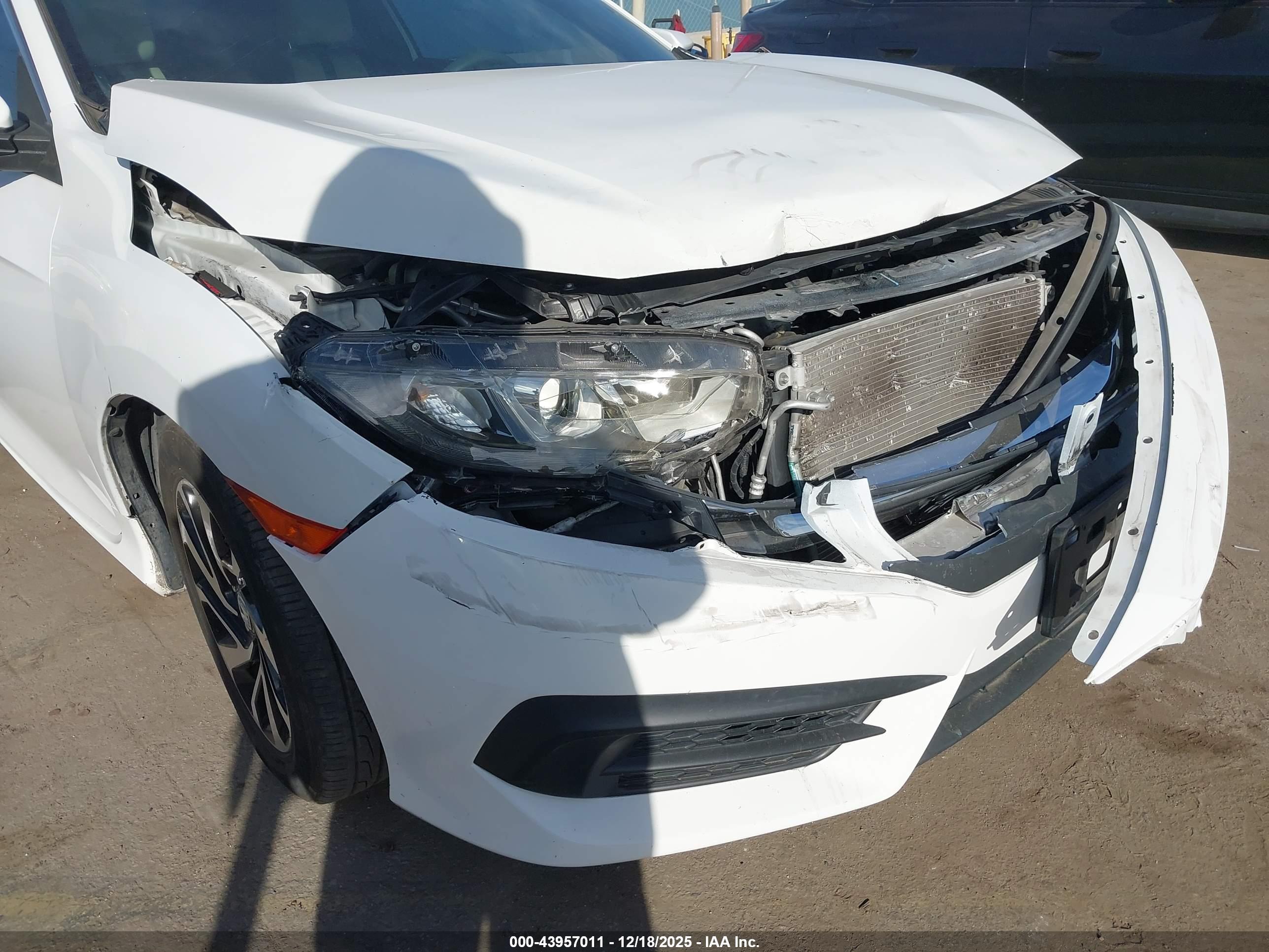 HONDA CIVIC image 6