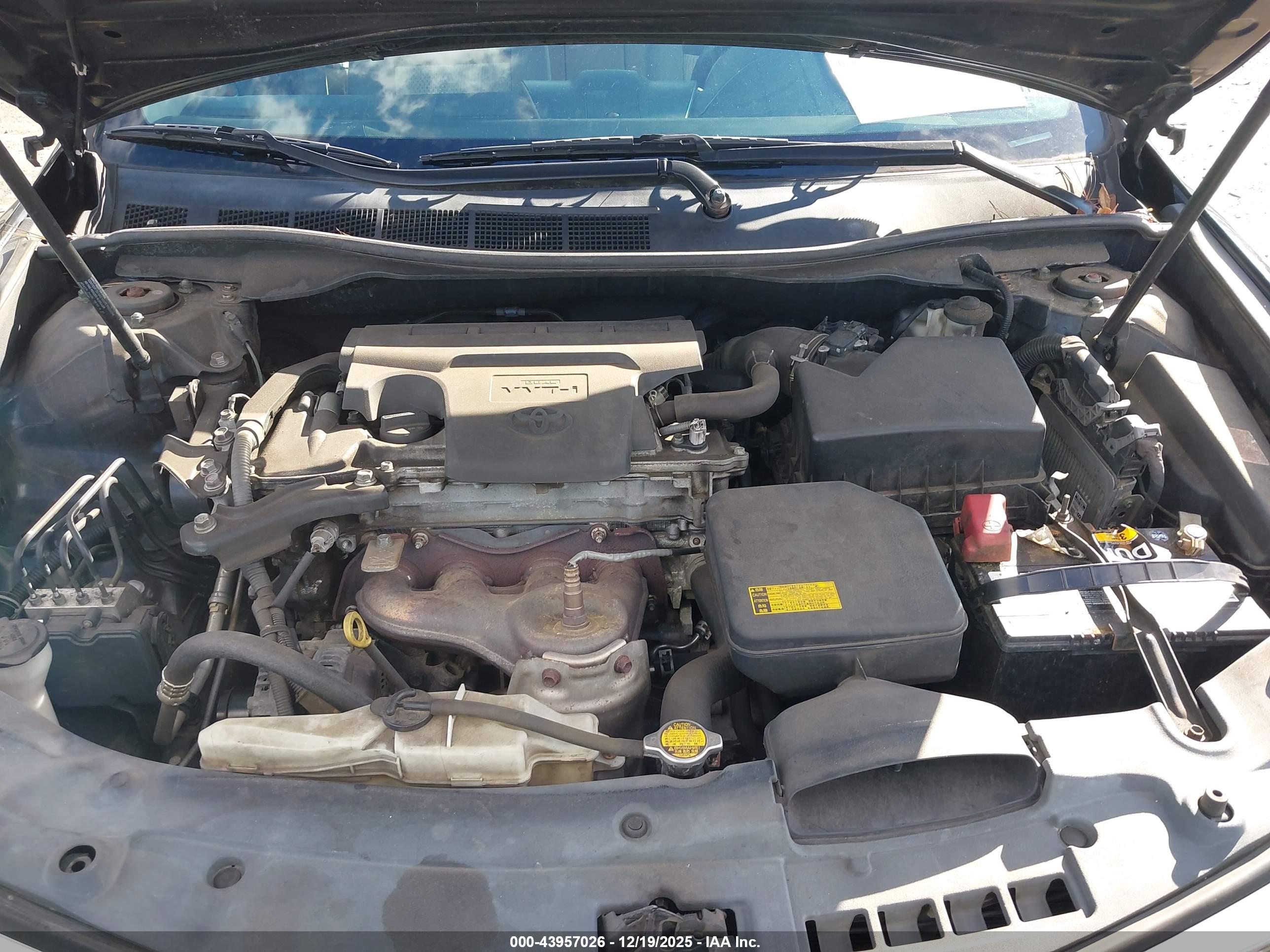 TOYOTA CAMRY image 10
