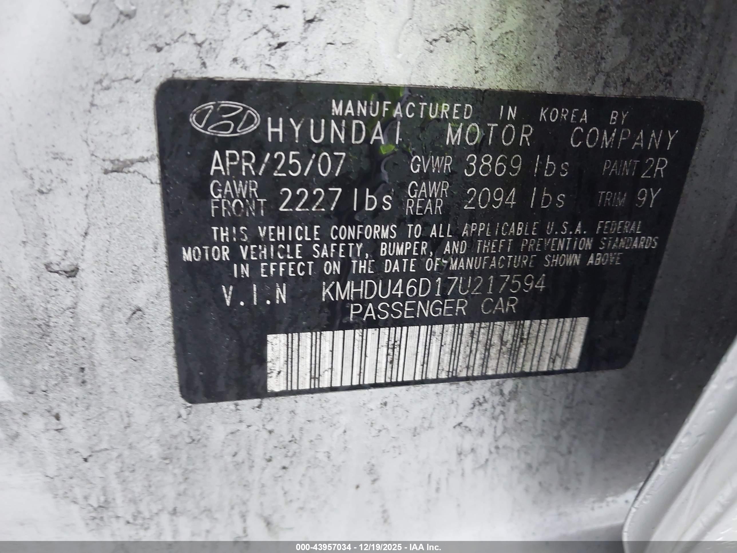 HYUNDAI ELANTRA image 9