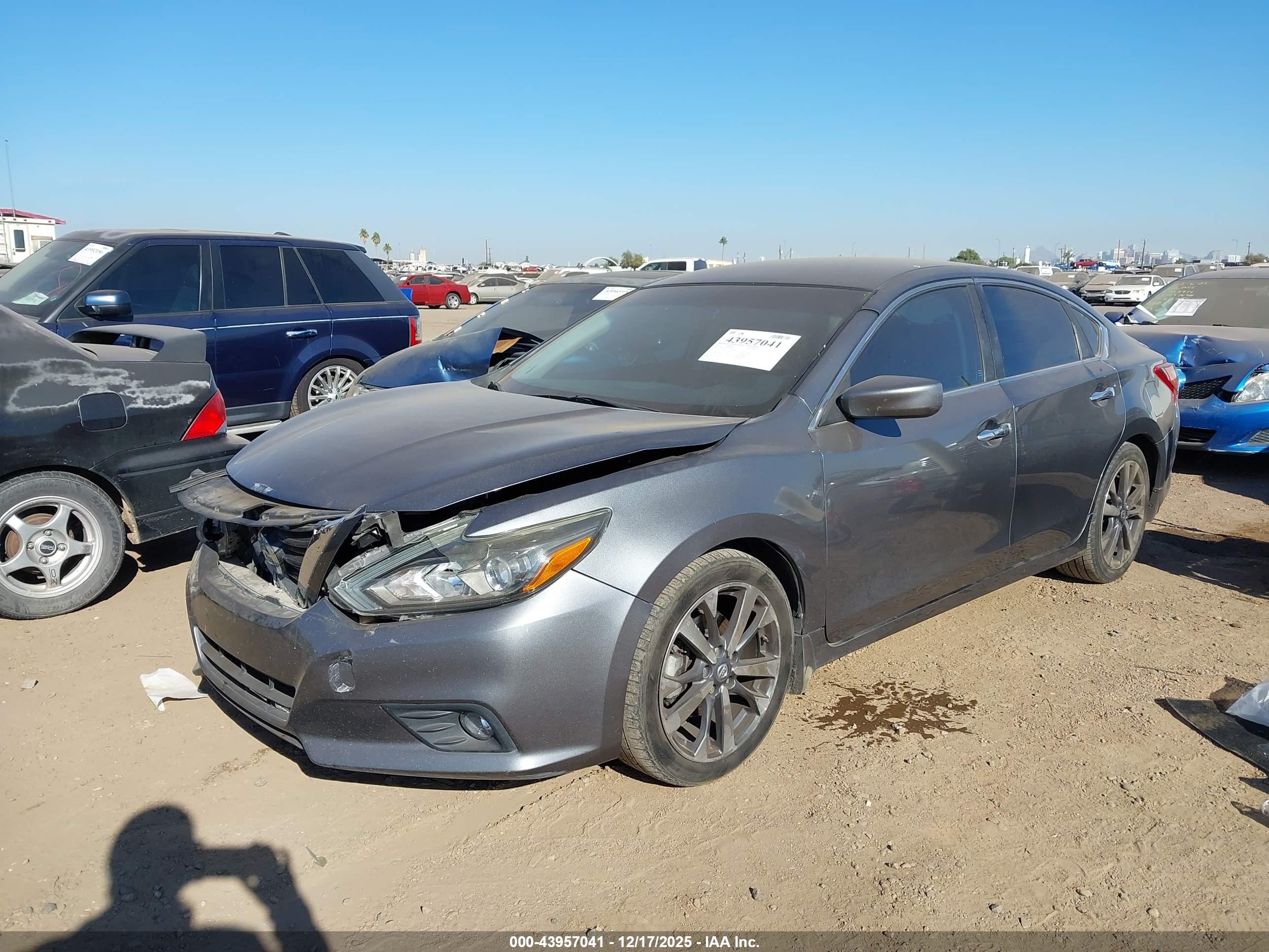 NISSAN ALTIMA image 2