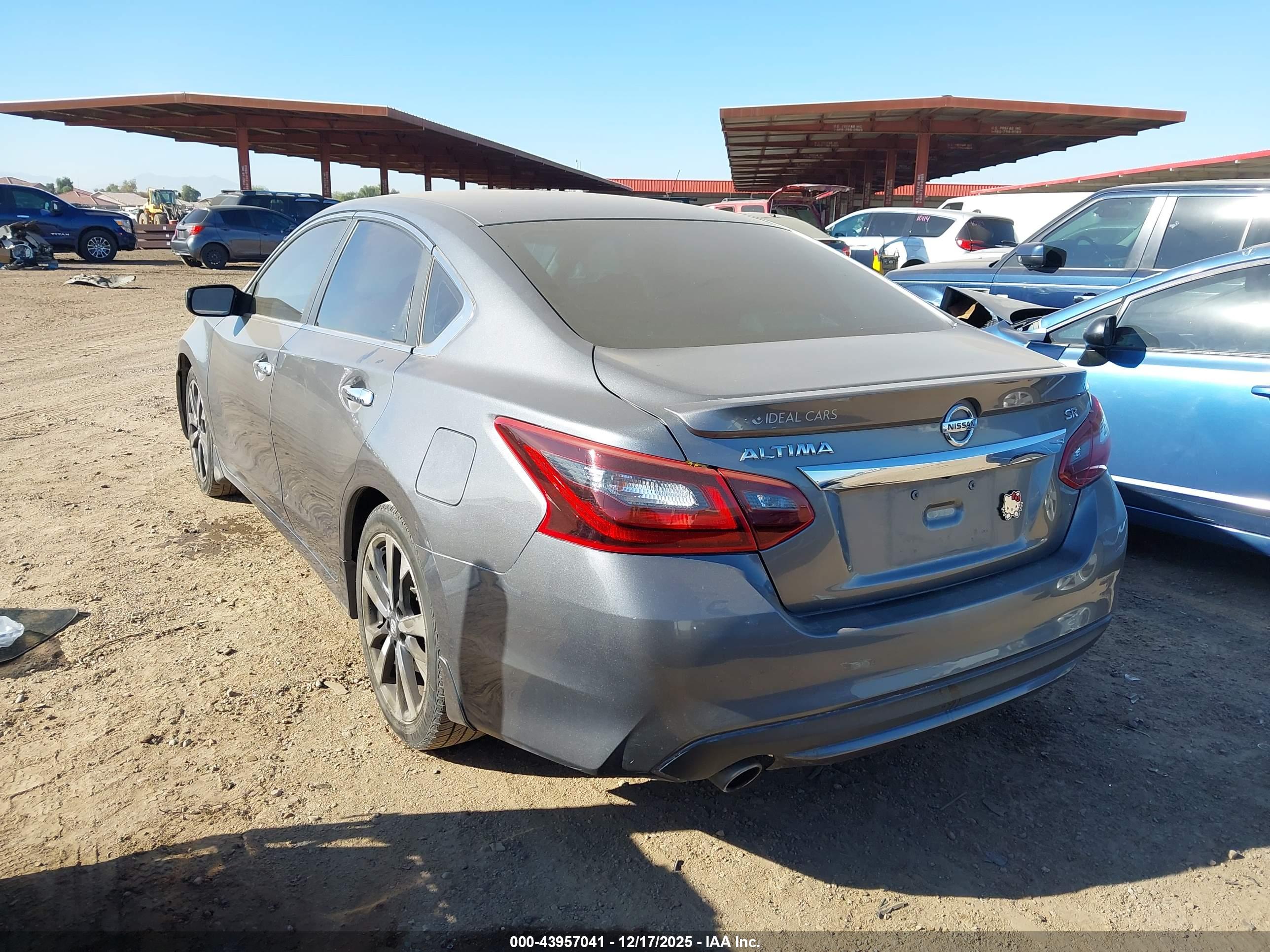 NISSAN ALTIMA image 3