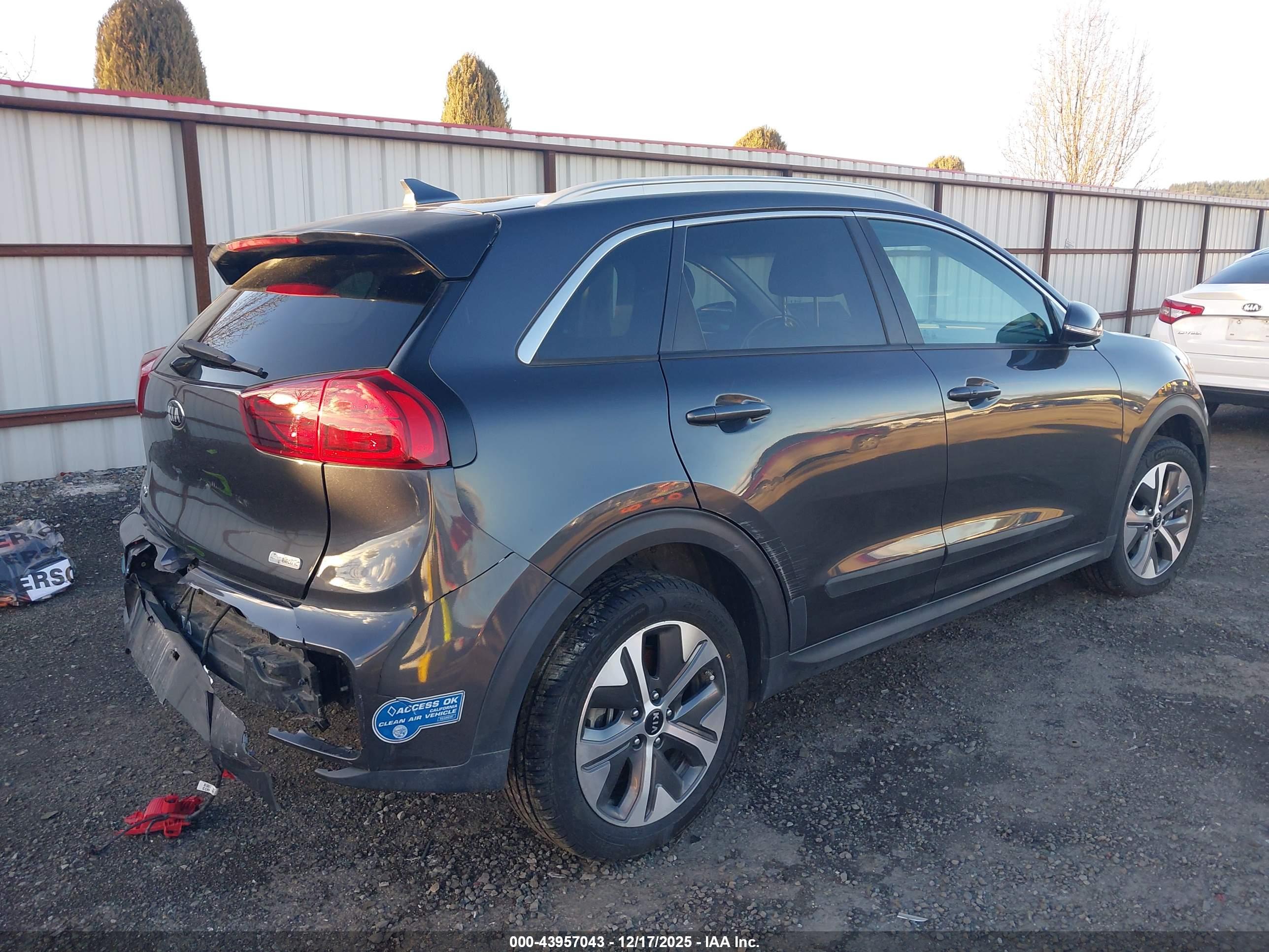 KIA NIRO image 4