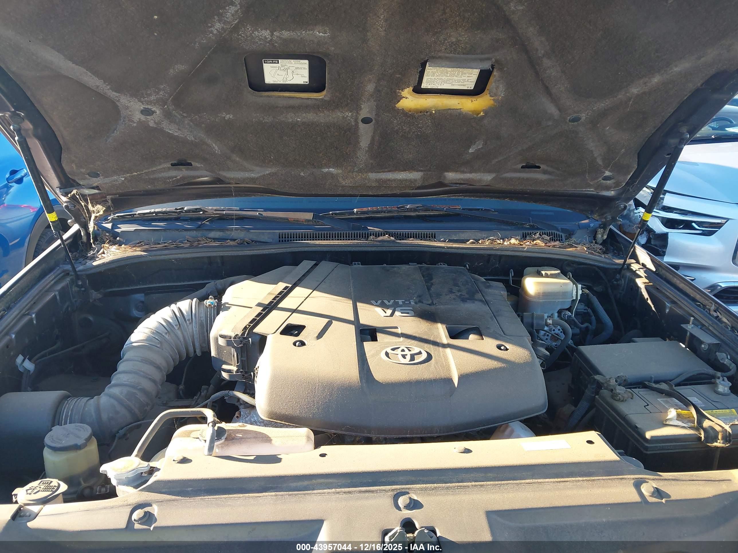 TOYOTA 4RUNNER image 10