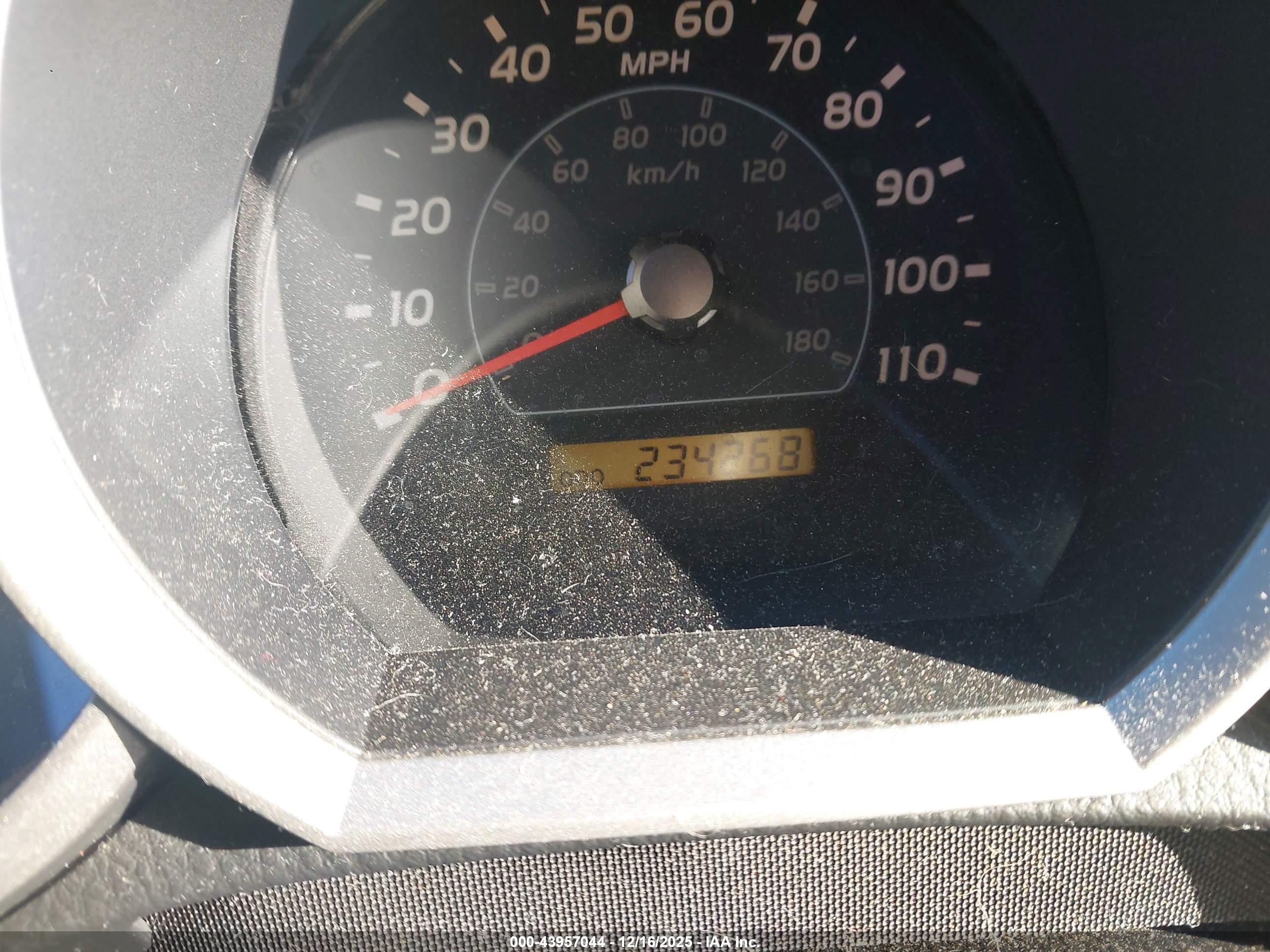 TOYOTA 4RUNNER image 7