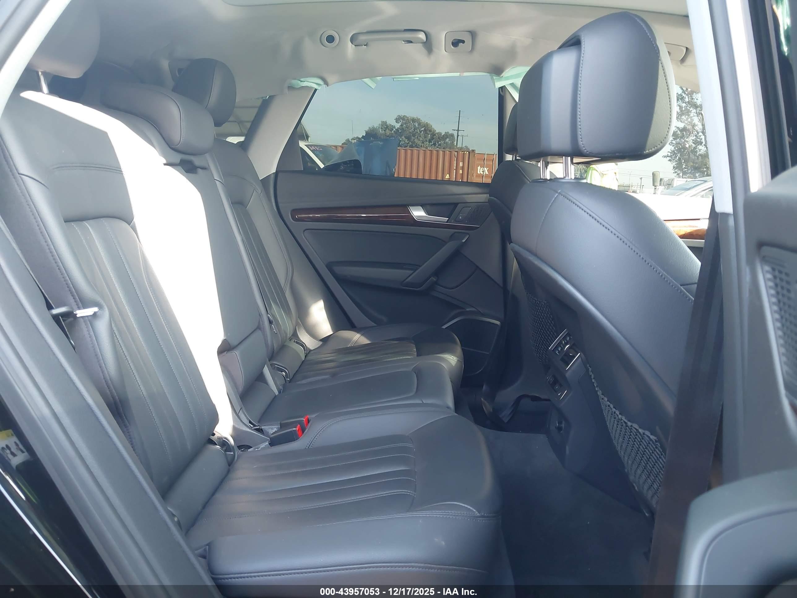 AUDI Q5 image 8