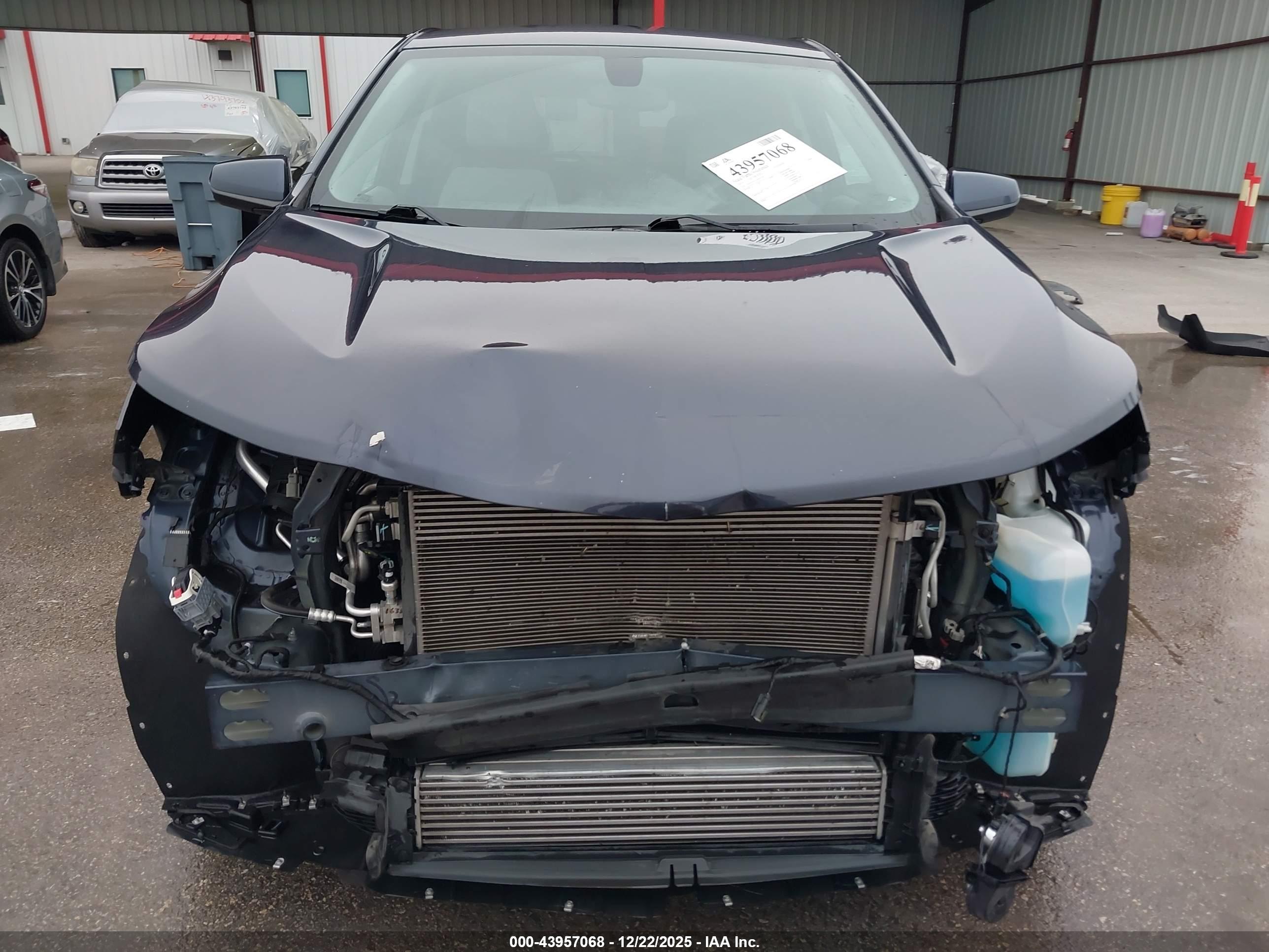 CHEVROLET EQUINOX image 6