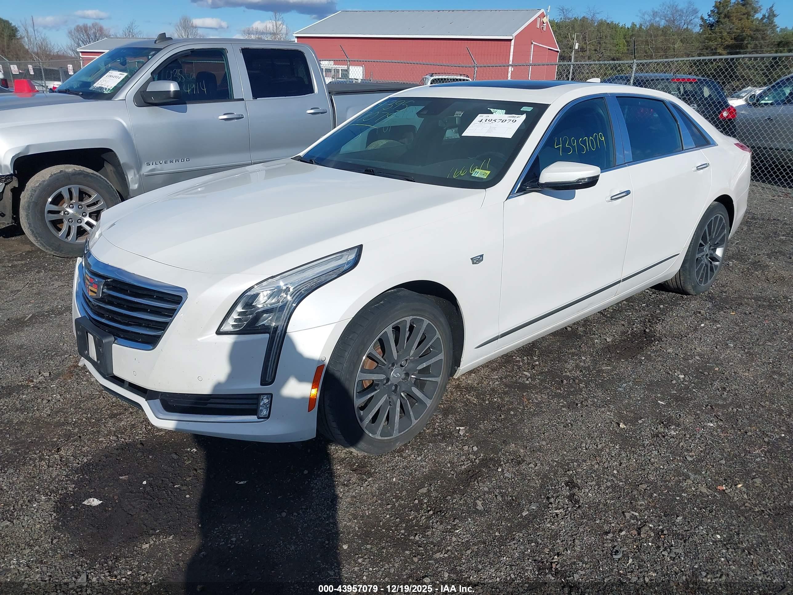 CADILLAC CT6 image 2