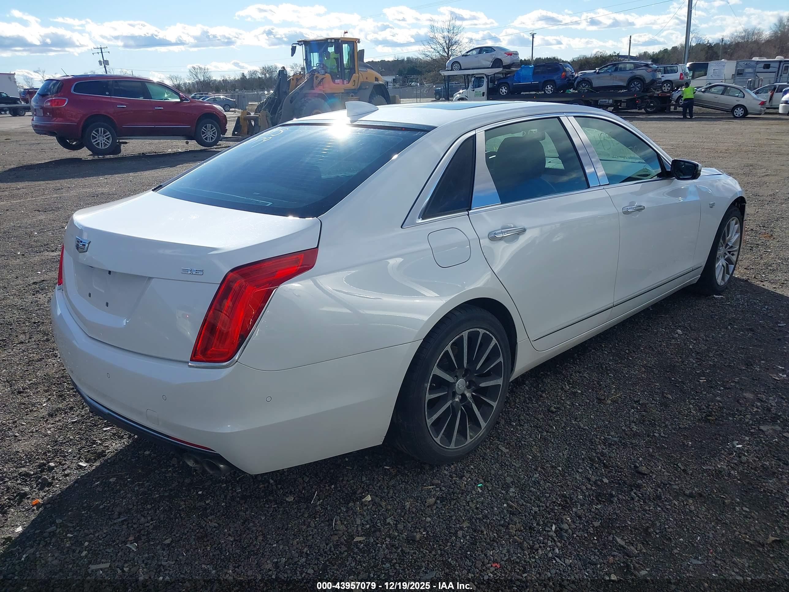 CADILLAC CT6 image 4