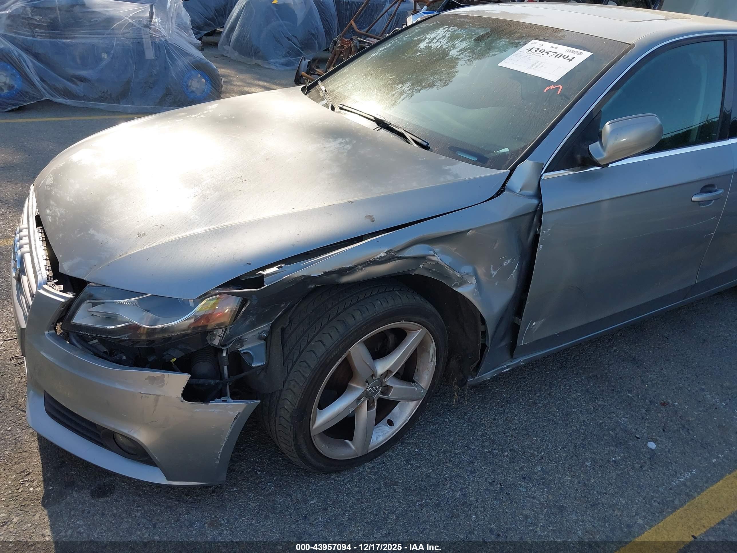 AUDI A4 image 6