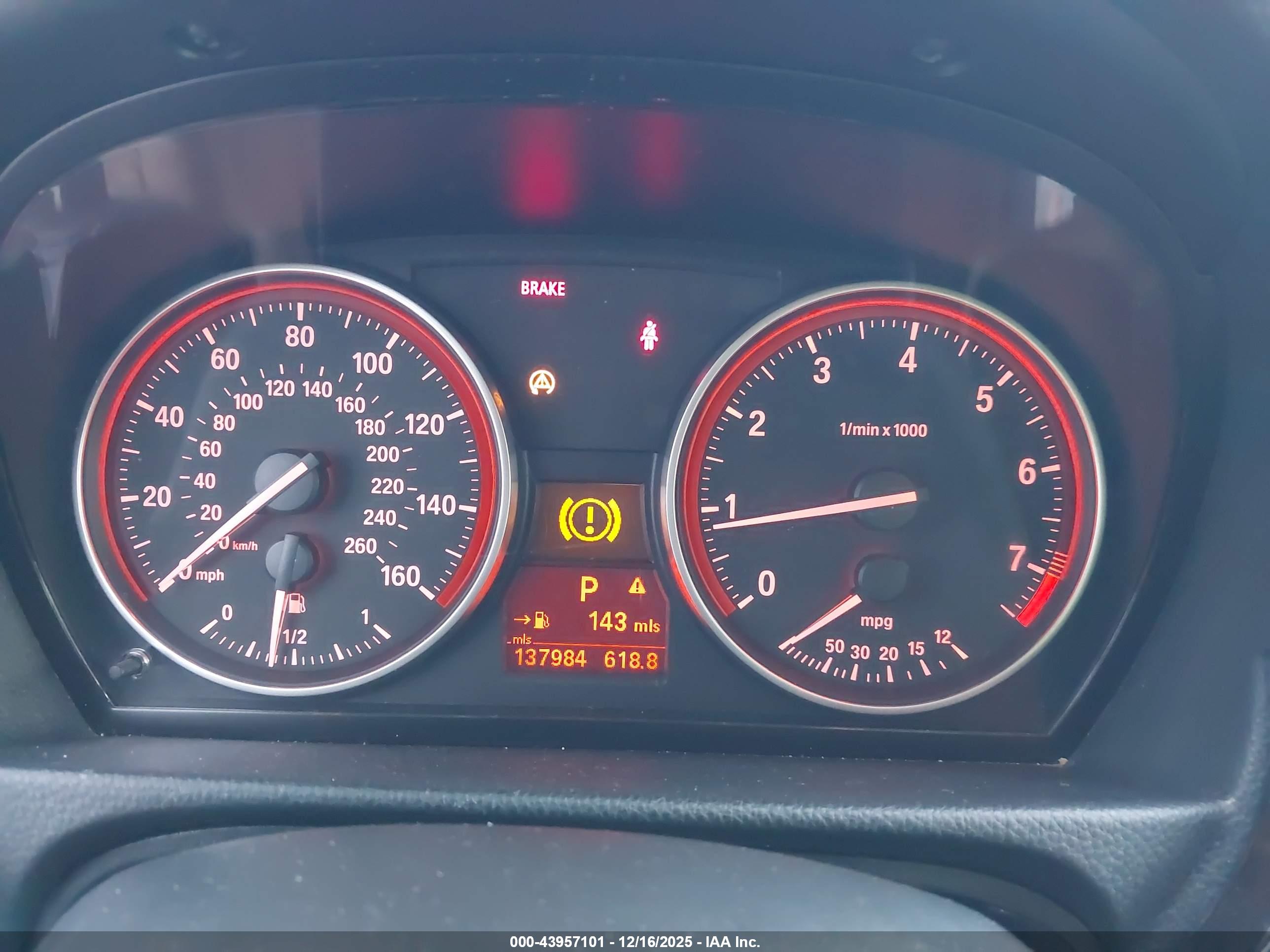 BMW 328I image 7
