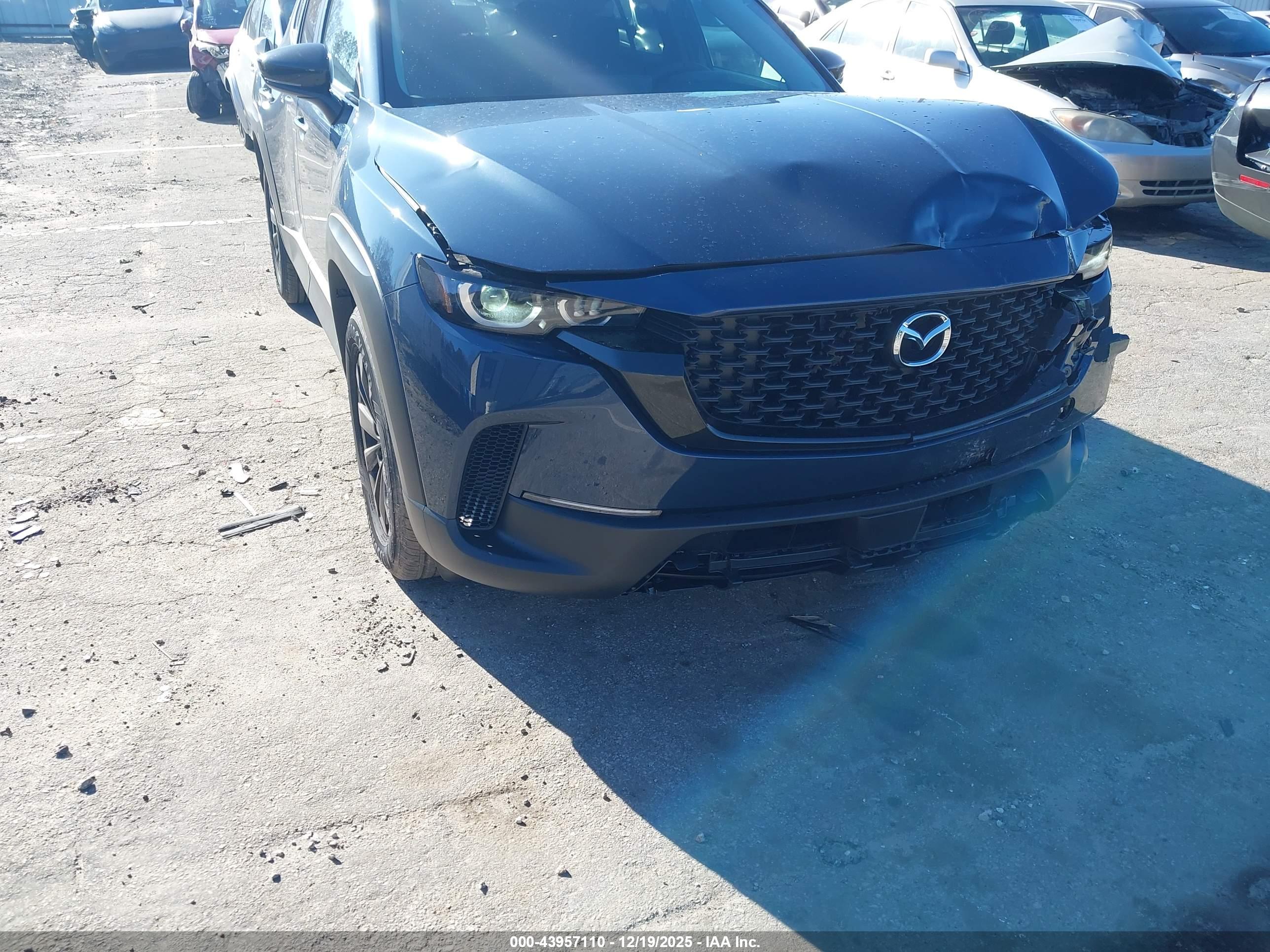 MAZDA CX-50 image 6