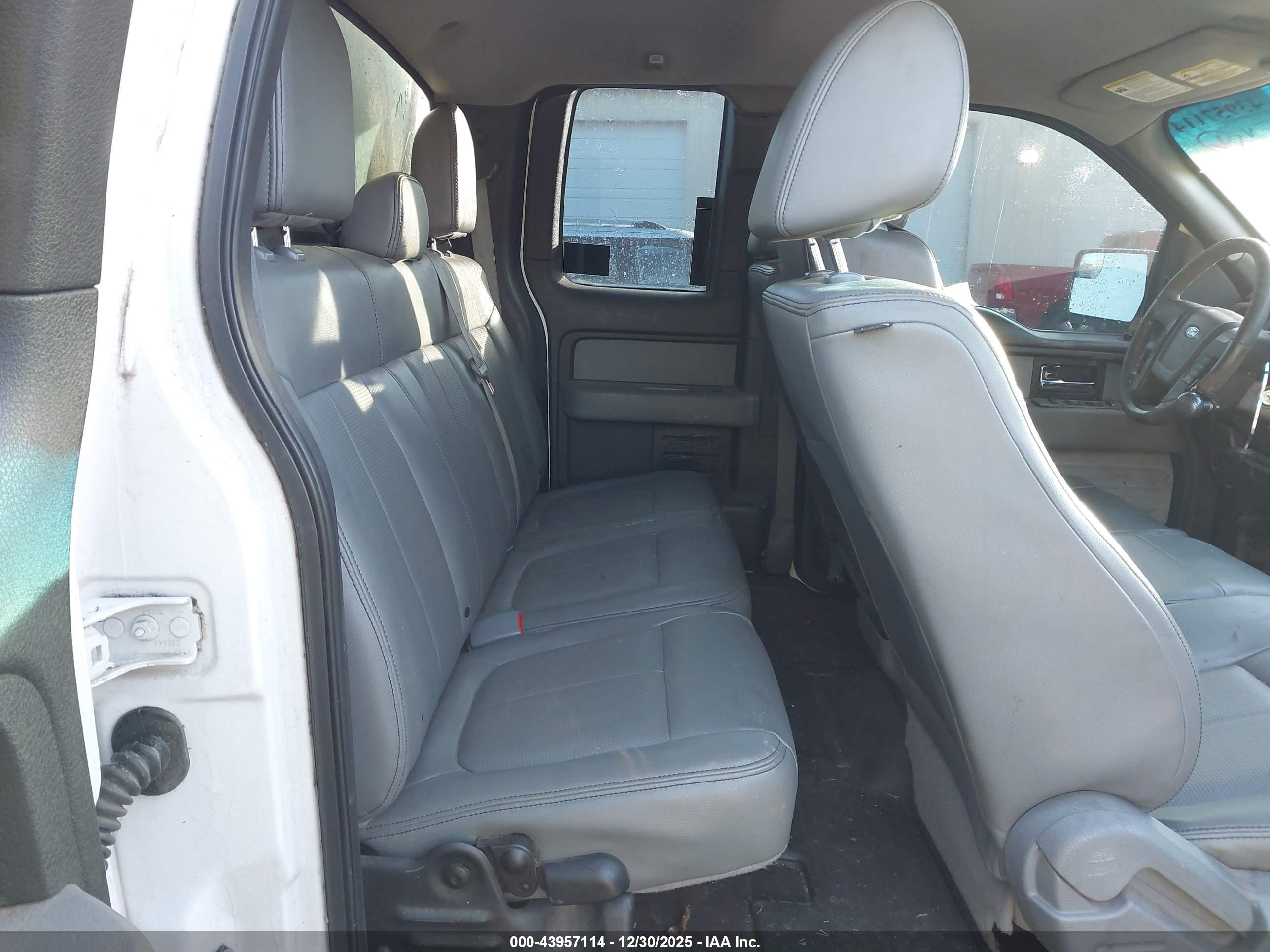 FORD F-150 image 8
