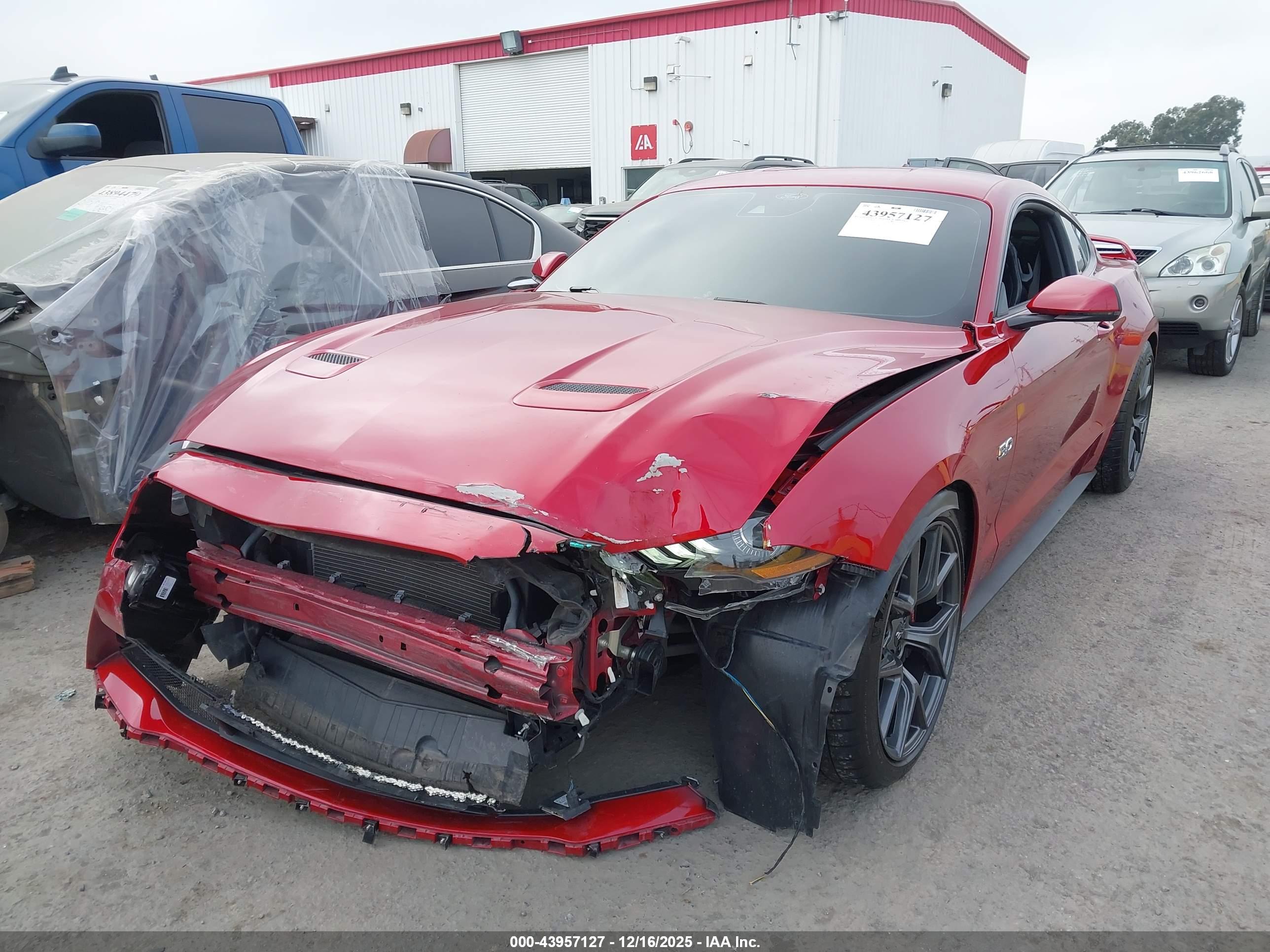 FORD MUSTANG image 6
