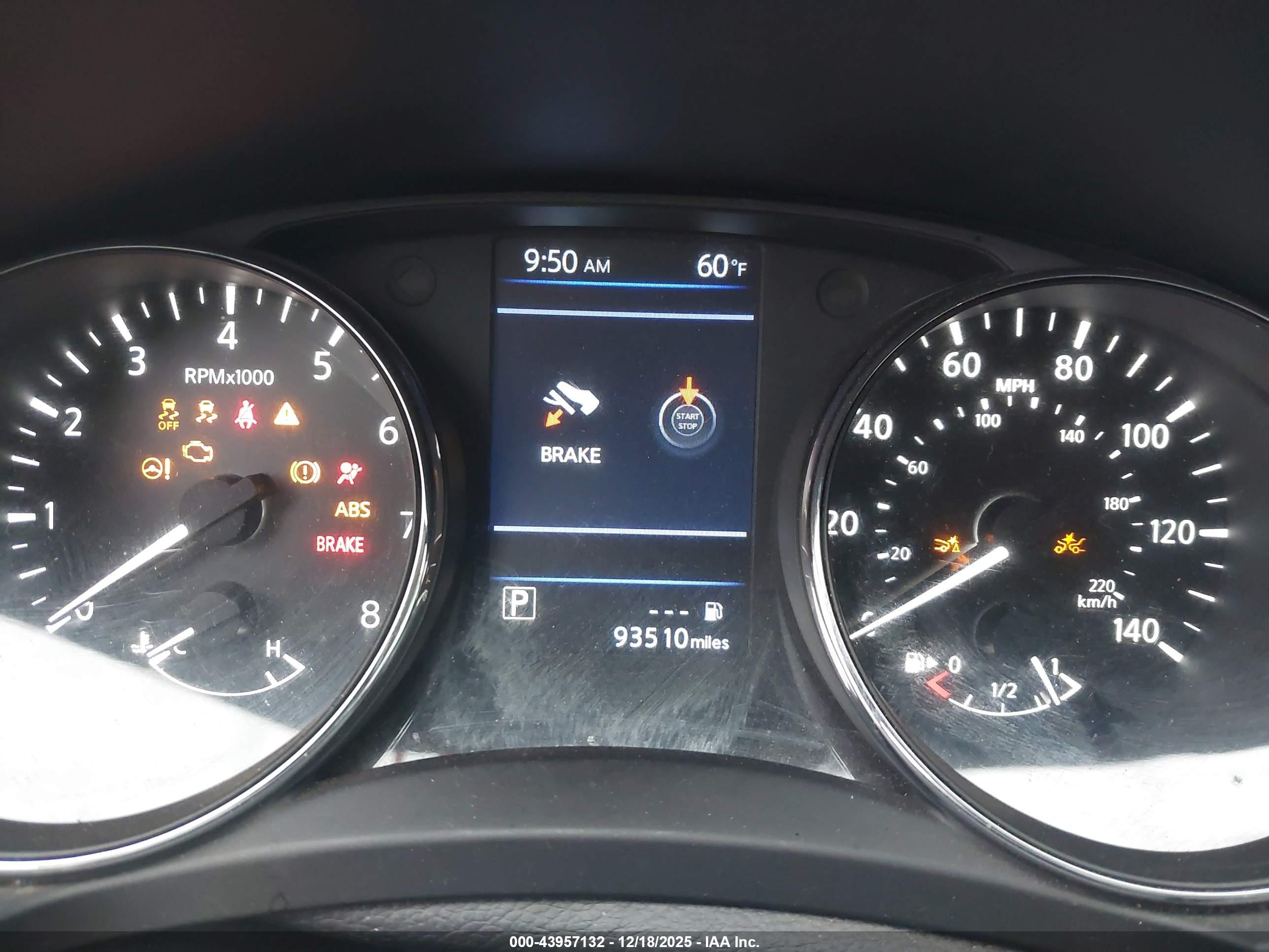 NISSAN ROGUE image 7