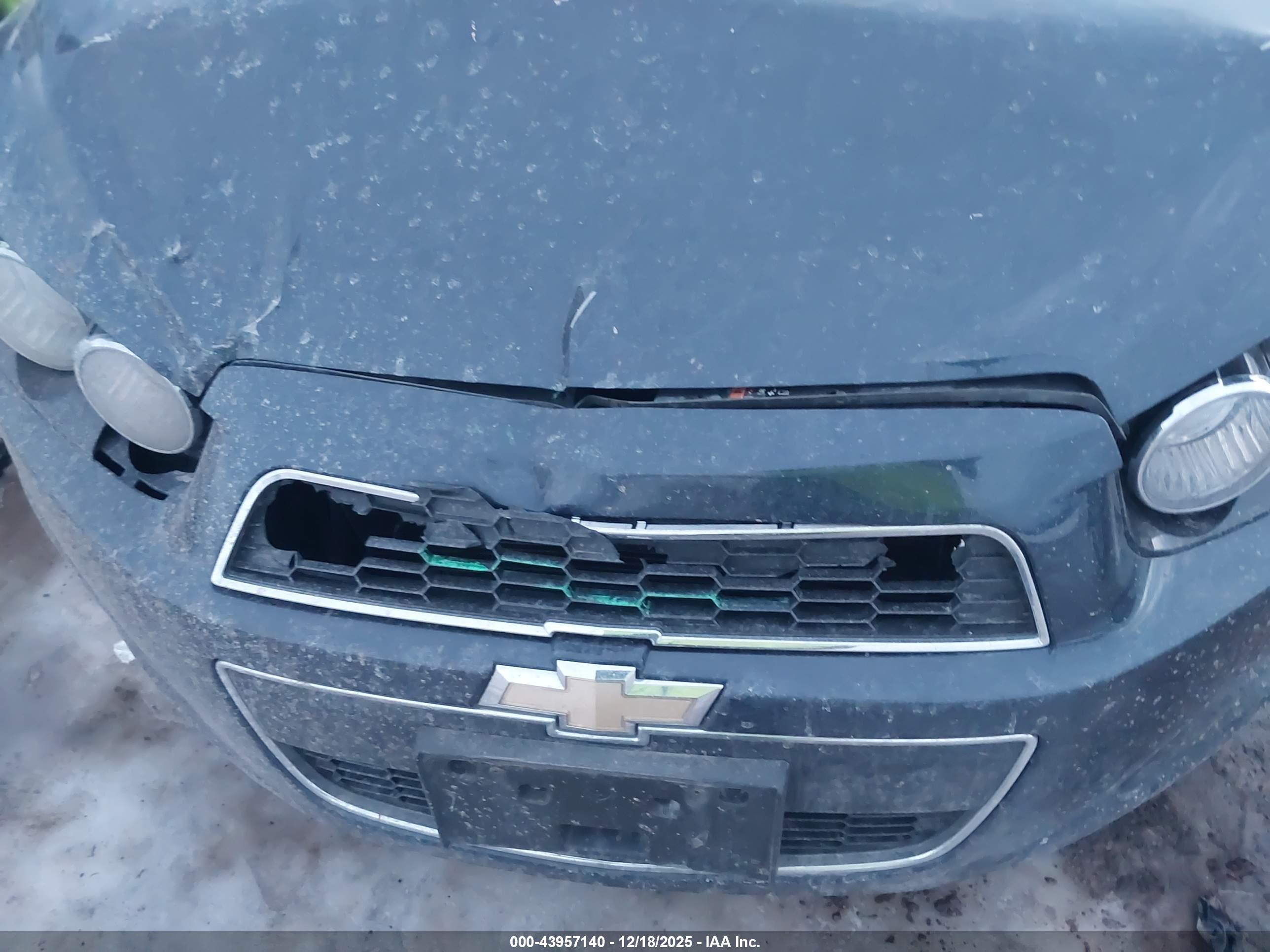 CHEVROLET SONIC image 6