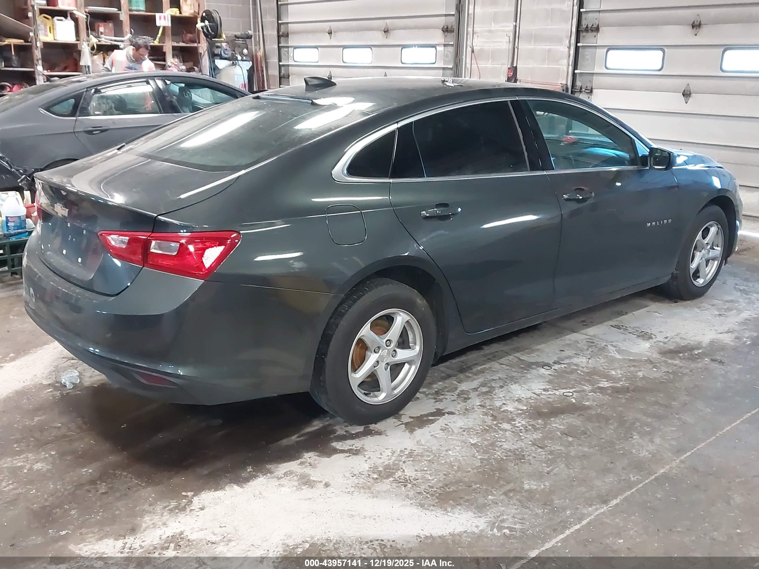 CHEVROLET MALIBU image 4