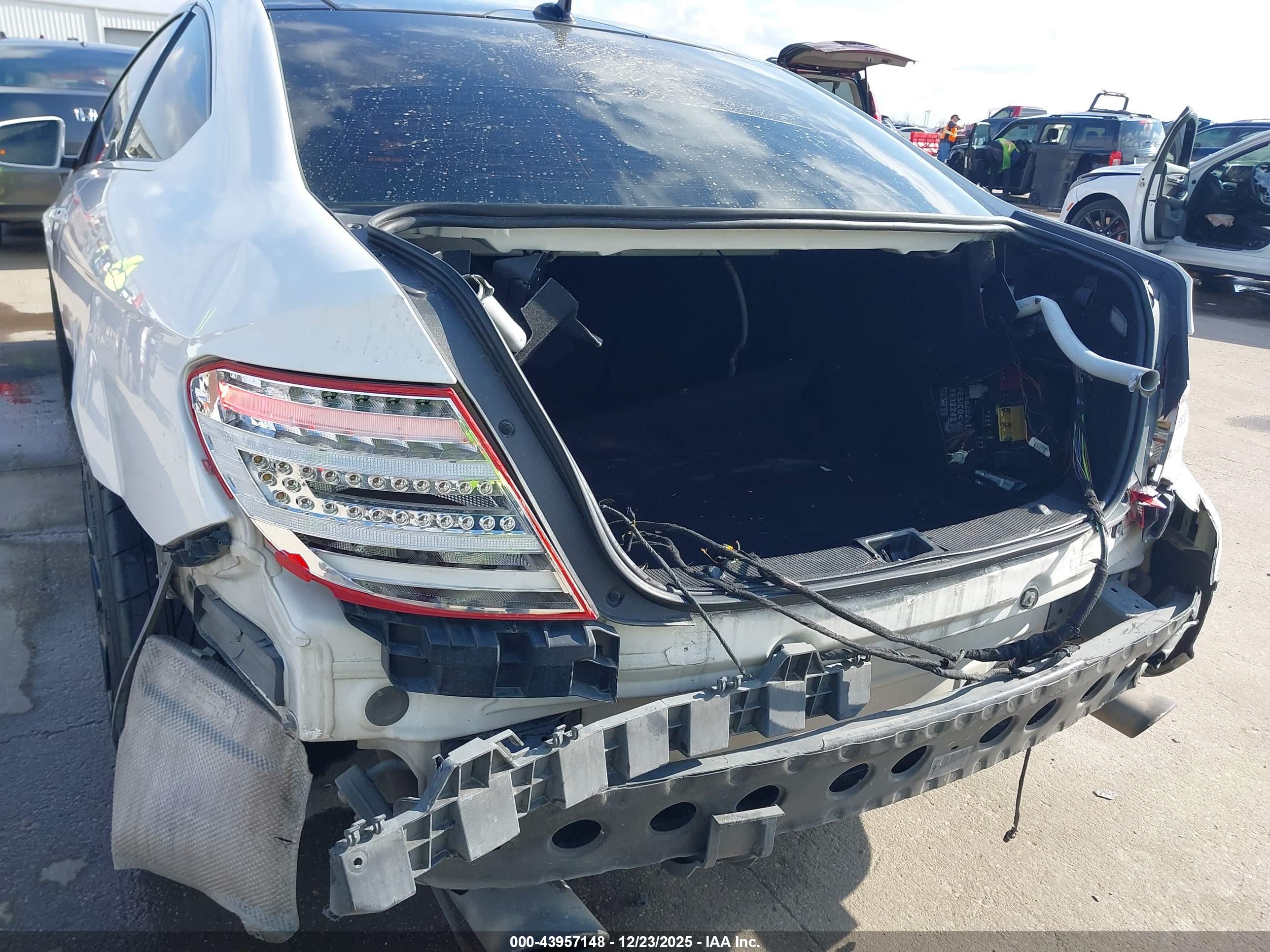 MERCEDES-BENZ C image 6