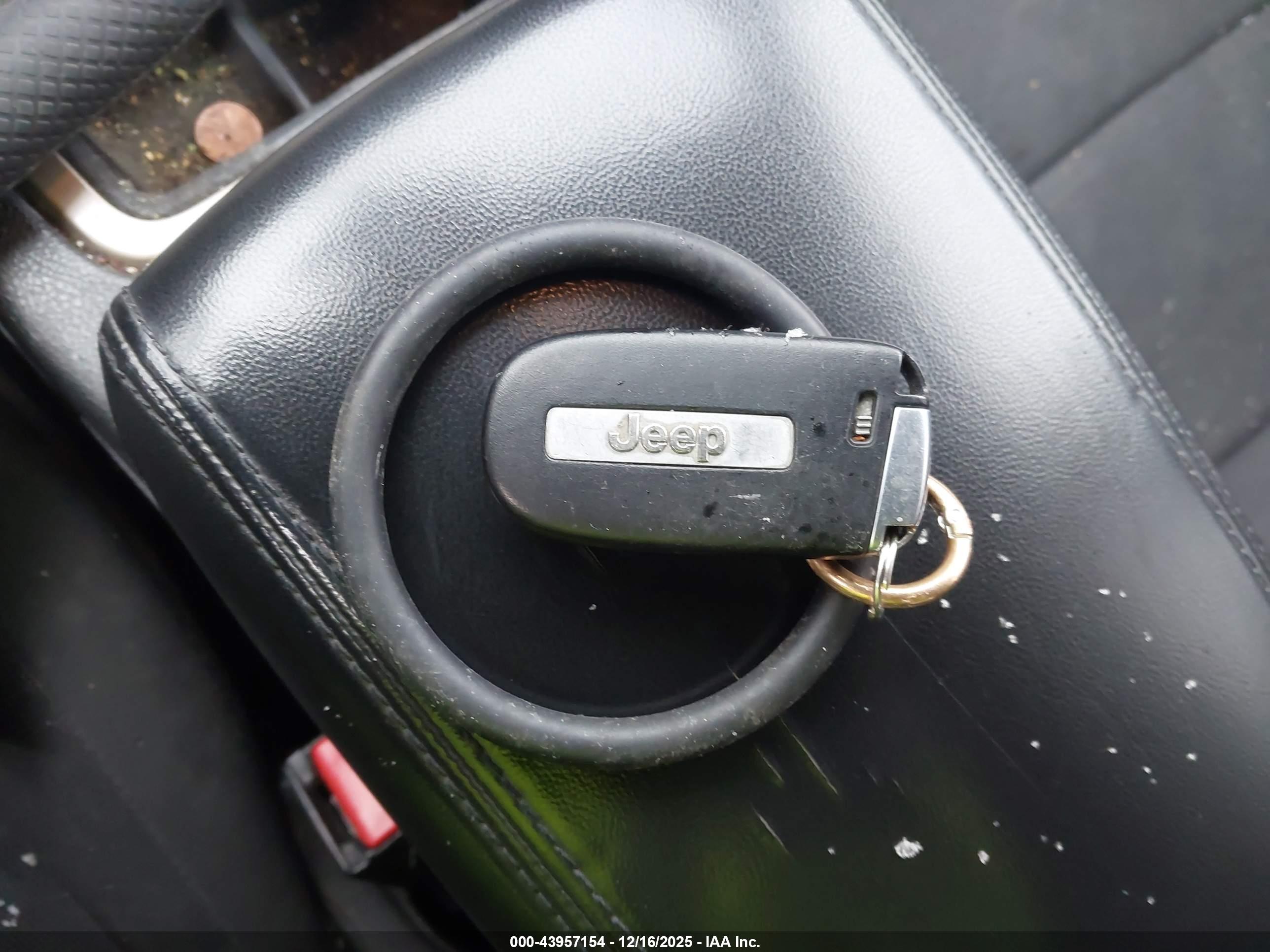 JEEP GRAND image 11