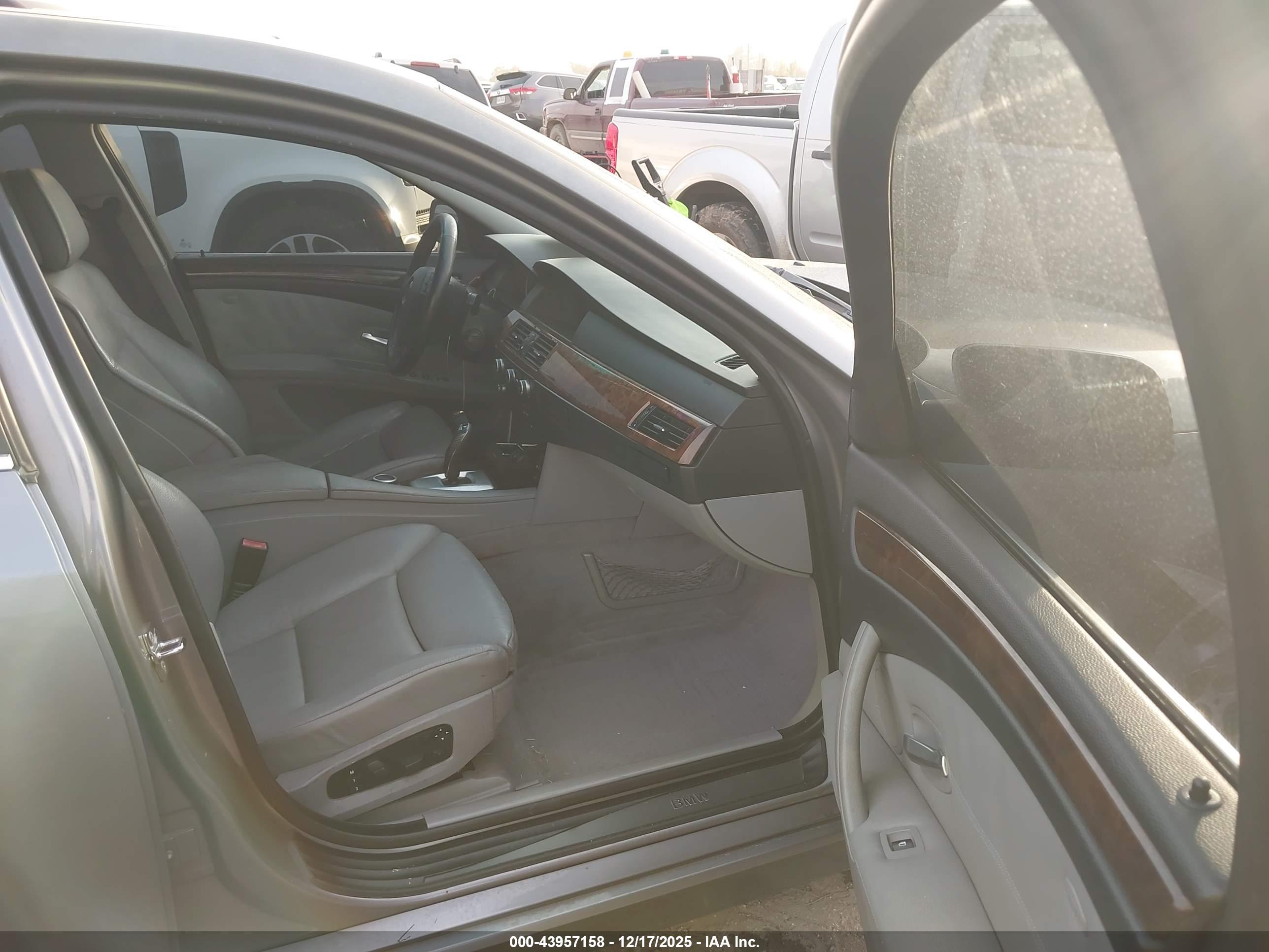 BMW 535I image 5