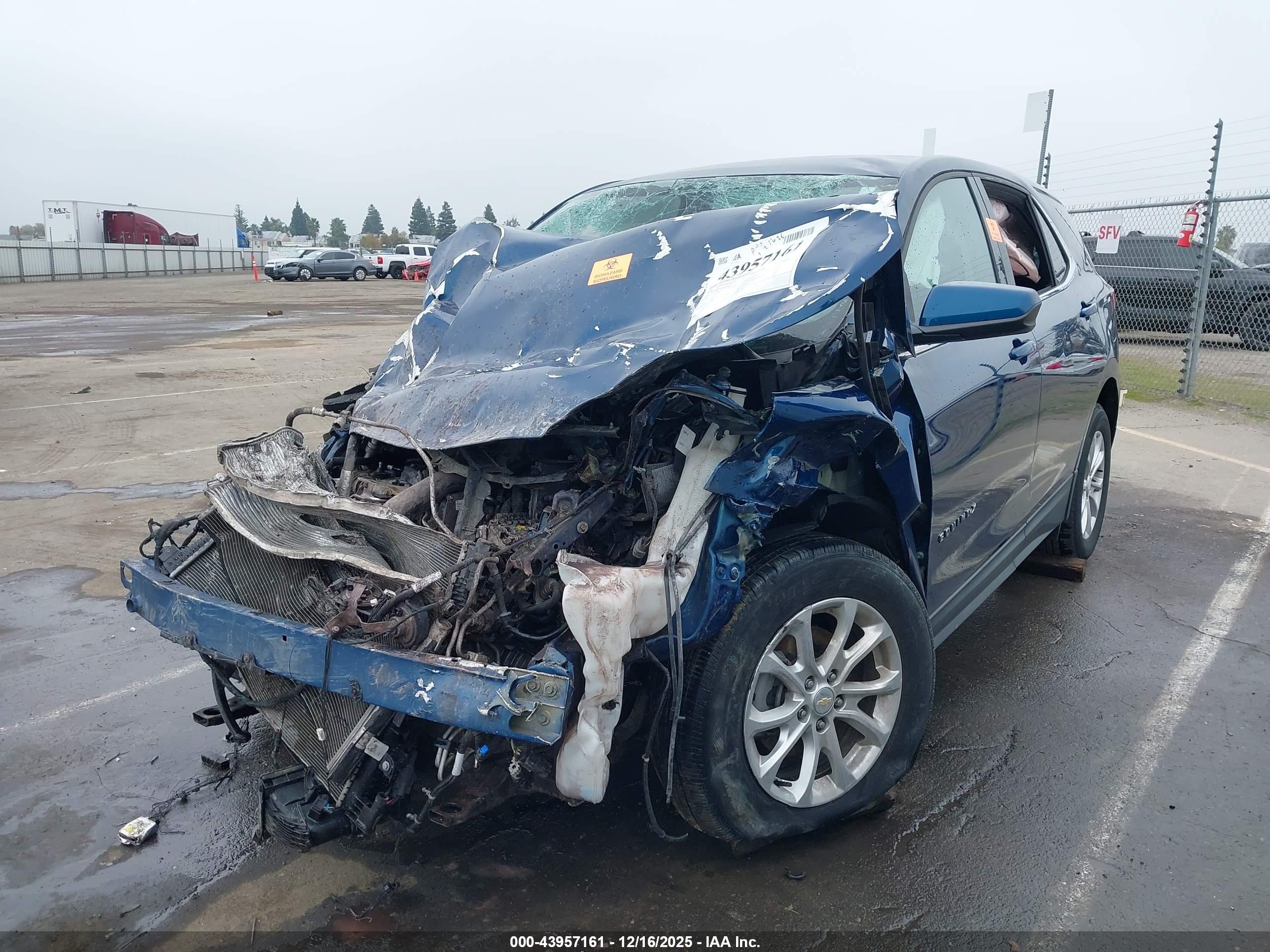 CHEVROLET EQUINOX image 2