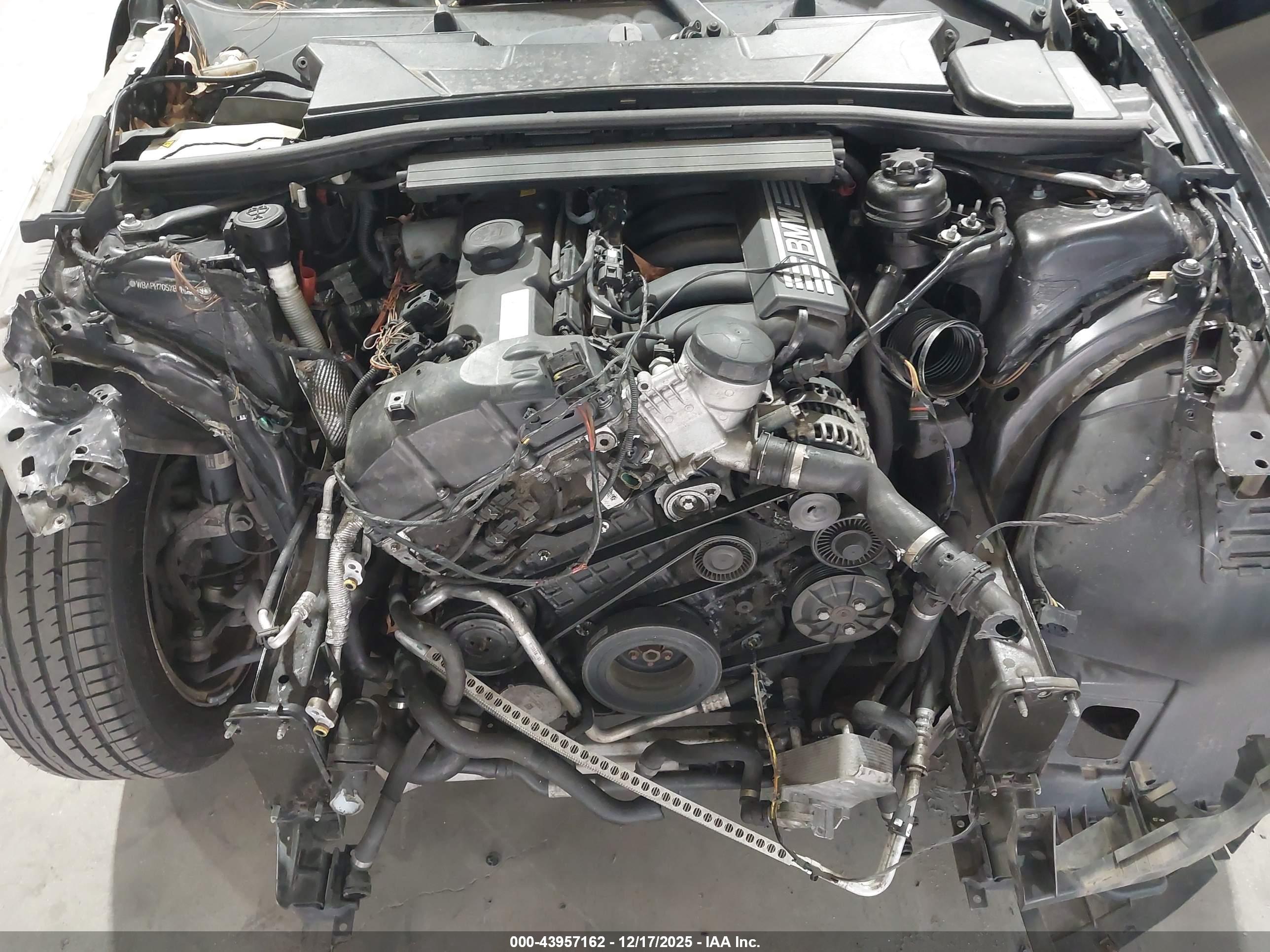 BMW 328I image 10