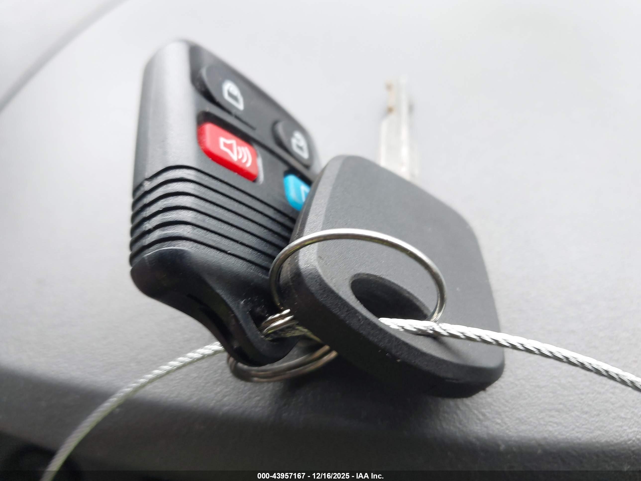 FORD FOCUS image 11