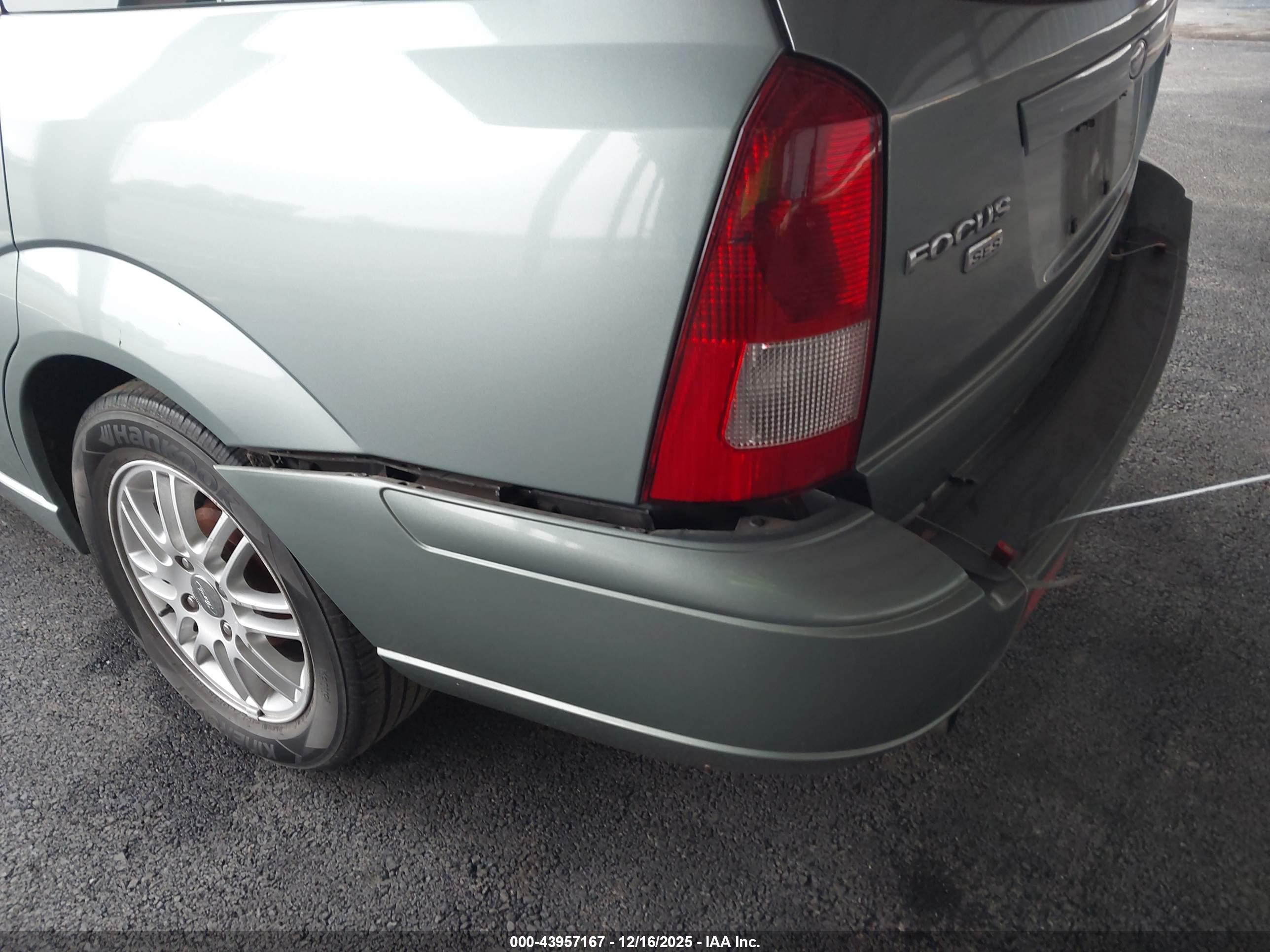 FORD FOCUS image 6