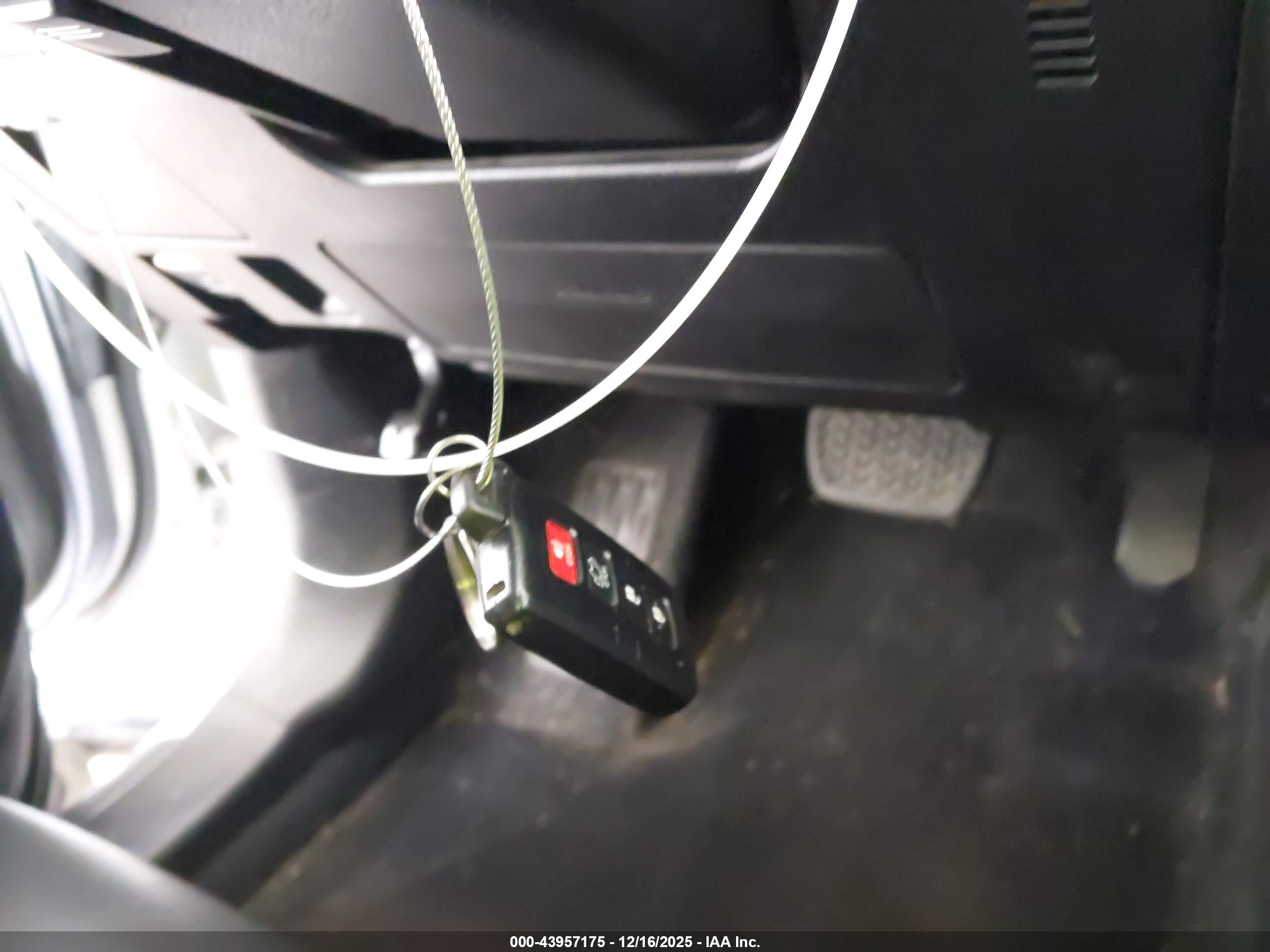 TOYOTA HIGHLANDER image 11