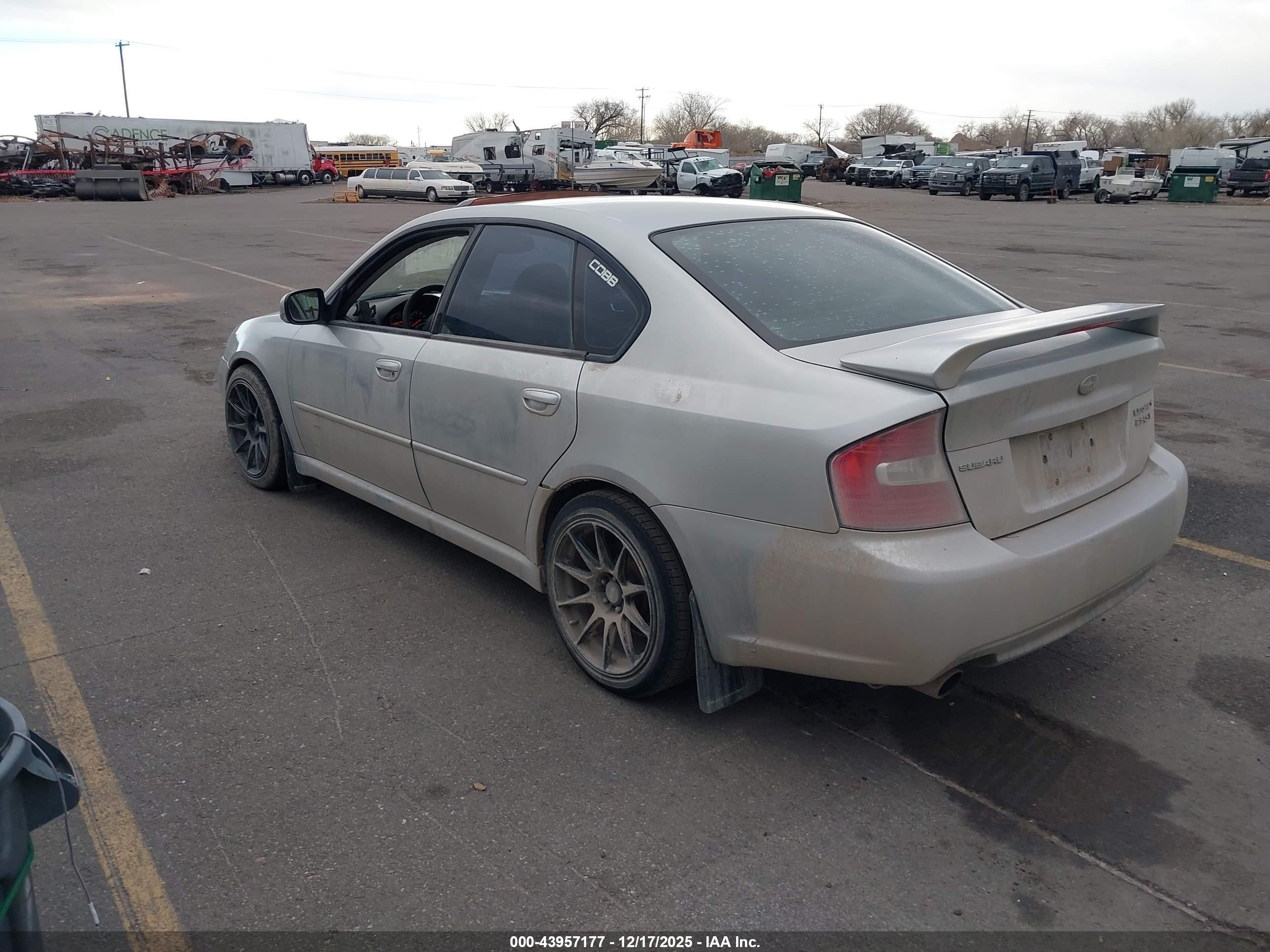 SUBARU LEGACY image 3