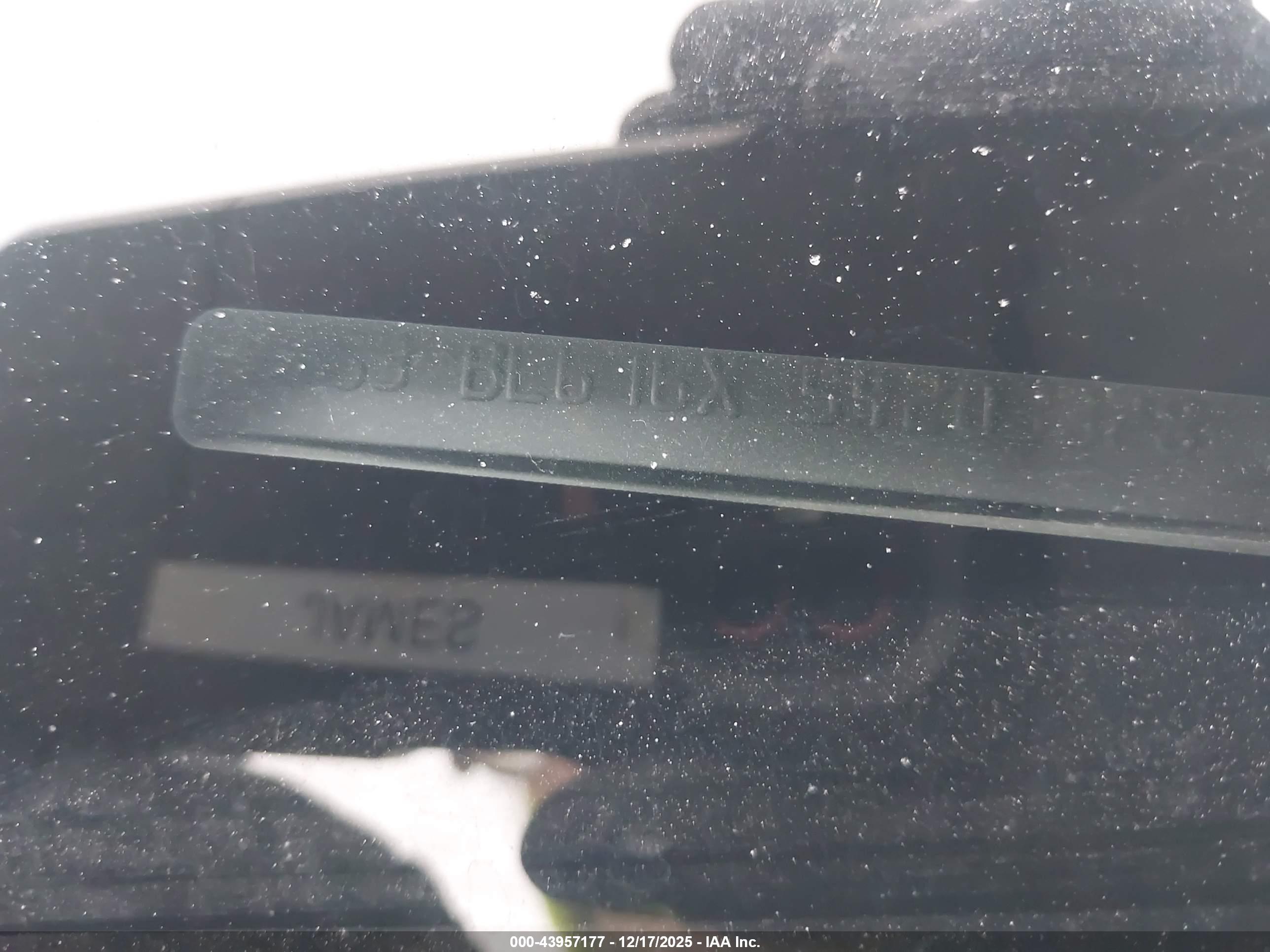 SUBARU LEGACY image 9
