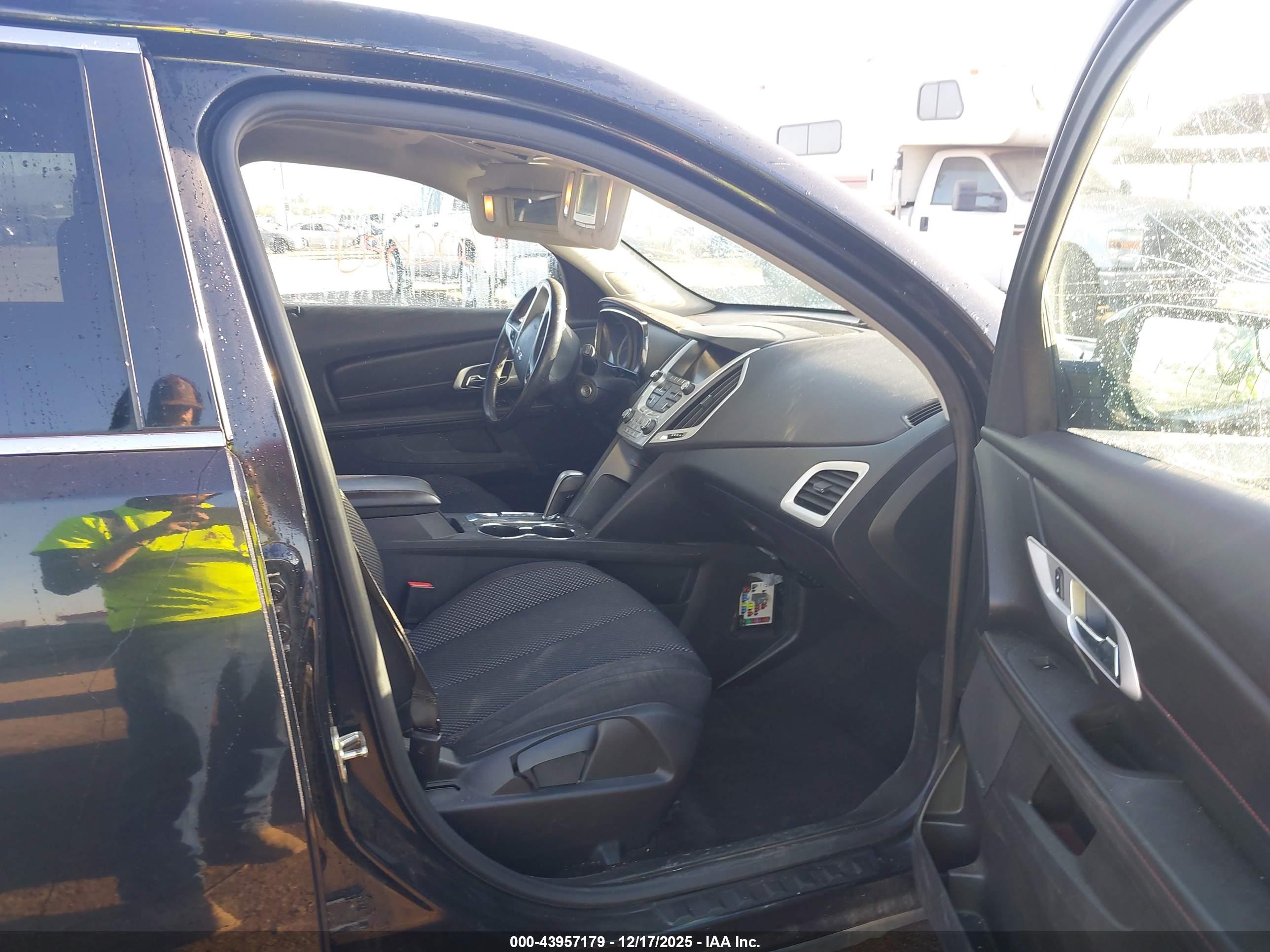 GMC TERRAIN image 5