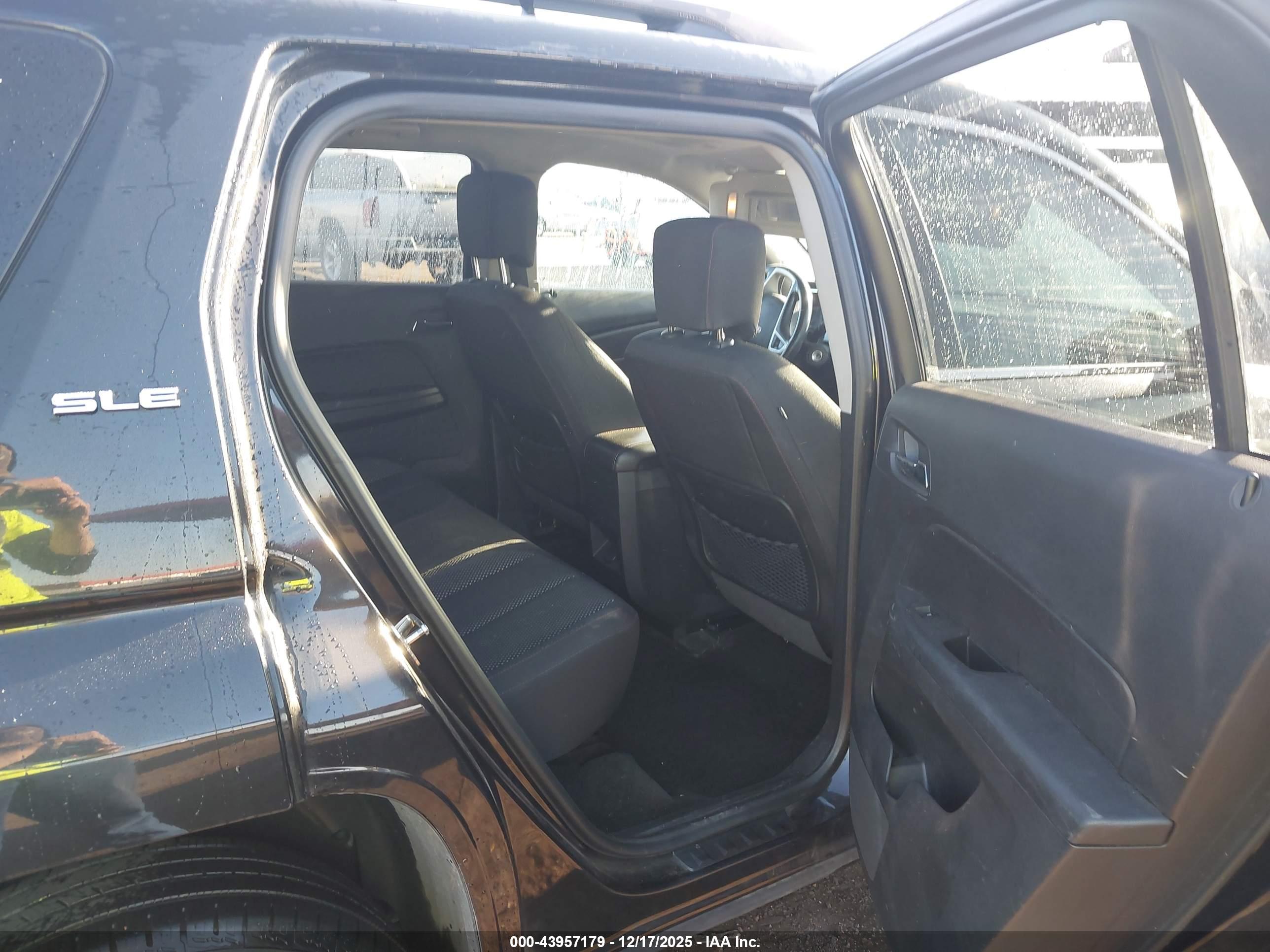 GMC TERRAIN image 8