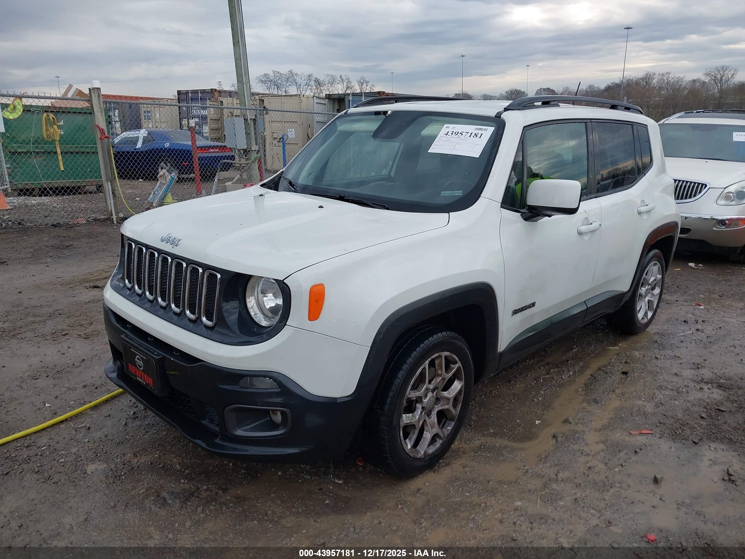 JEEP RENEGADE image 2