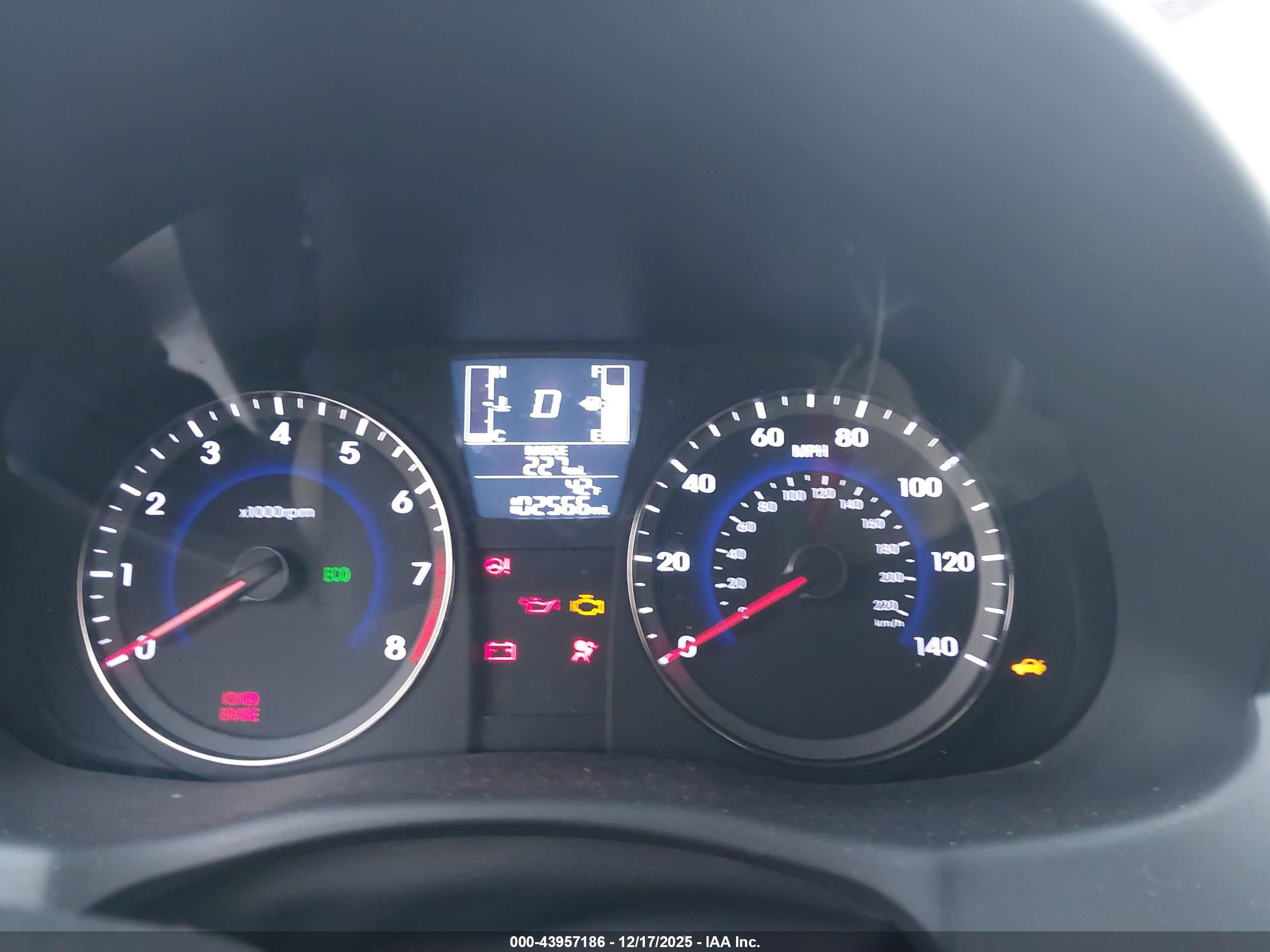 HYUNDAI ACCENT image 7