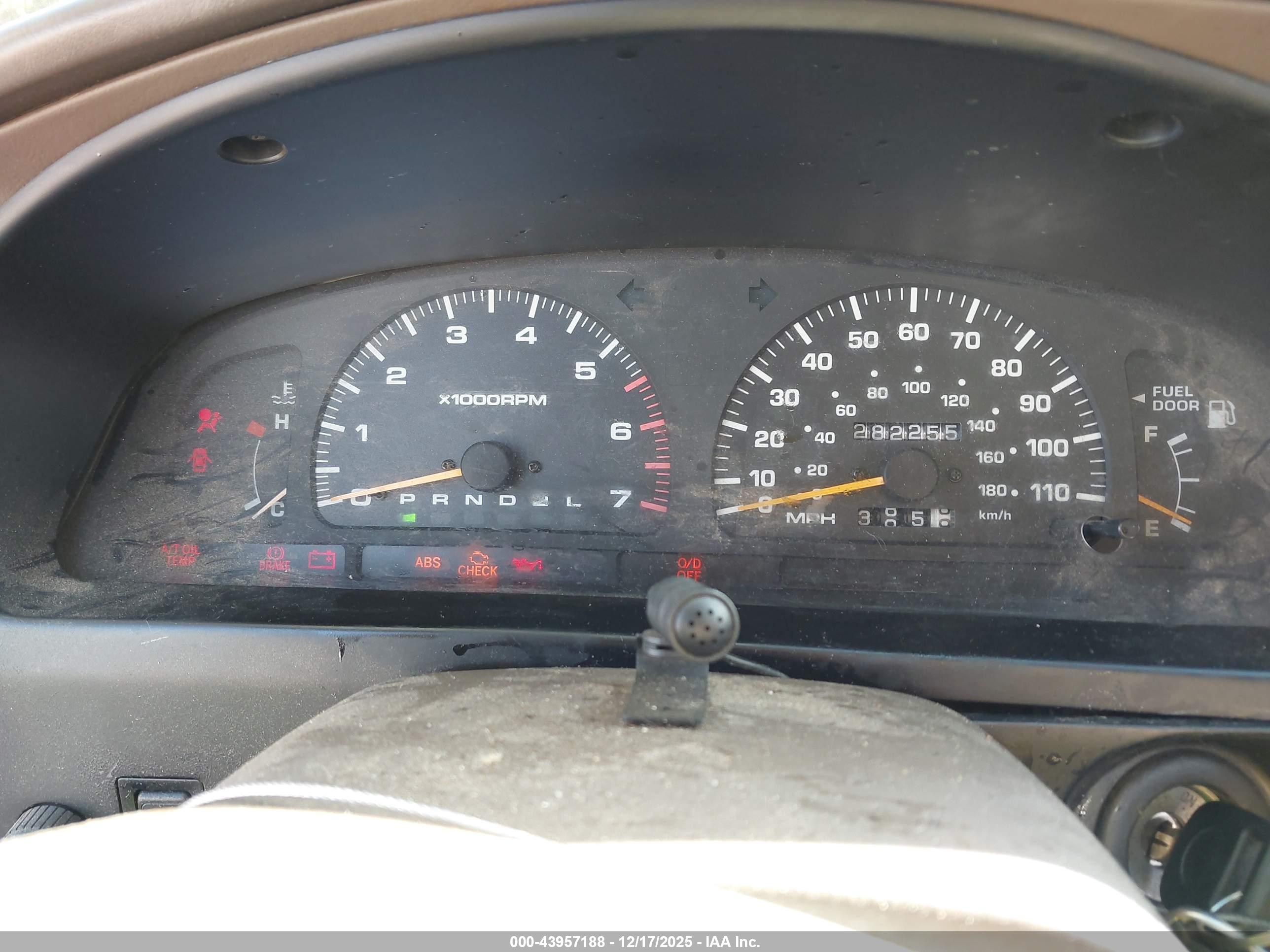 TOYOTA 4RUNNER image 7