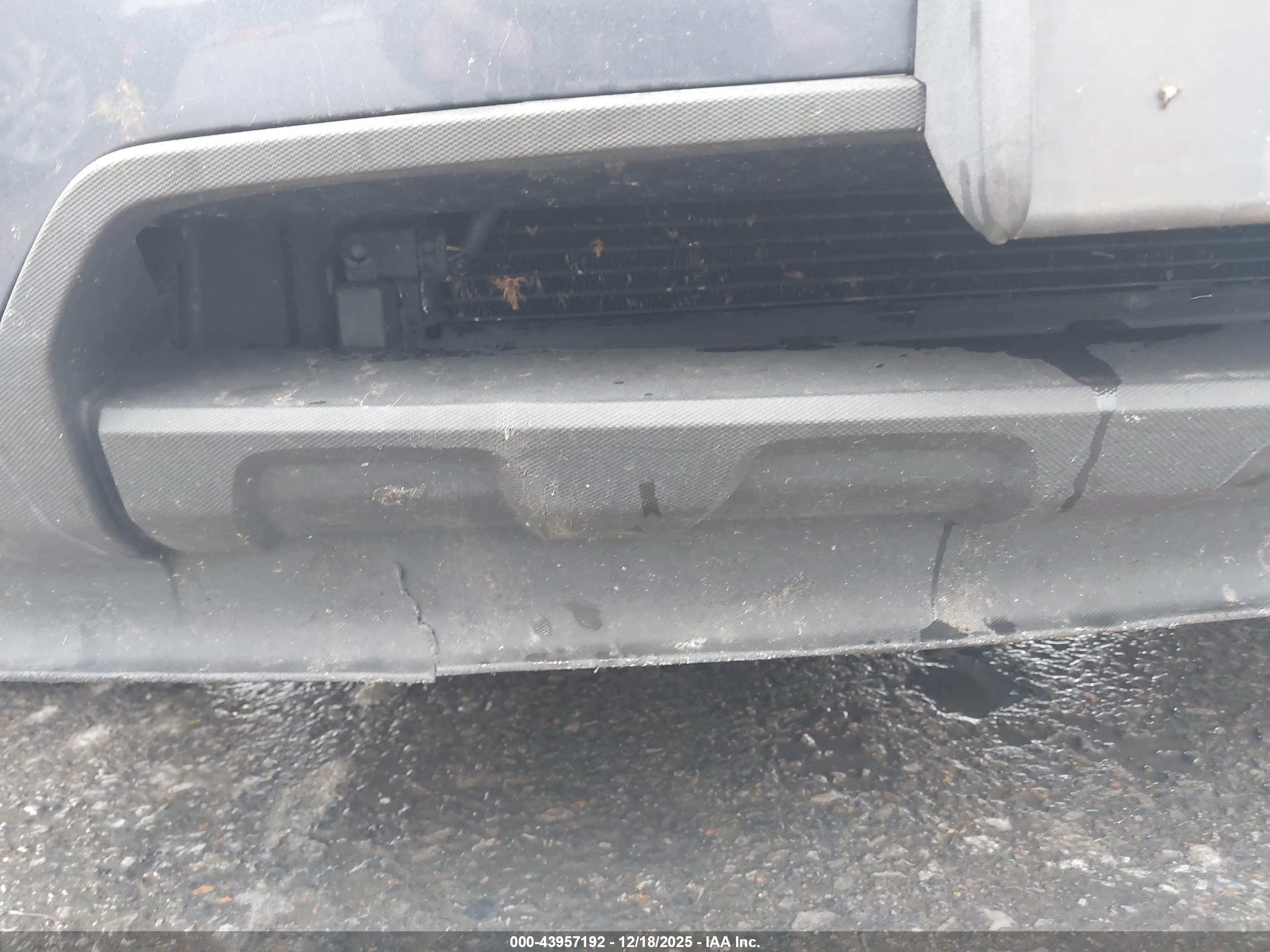 CHEVROLET EQUINOX image 6