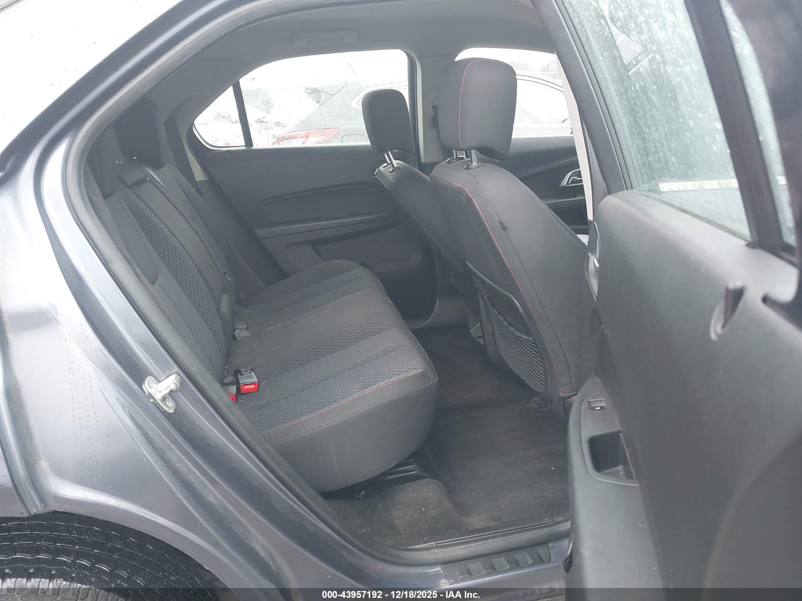 CHEVROLET EQUINOX image 8