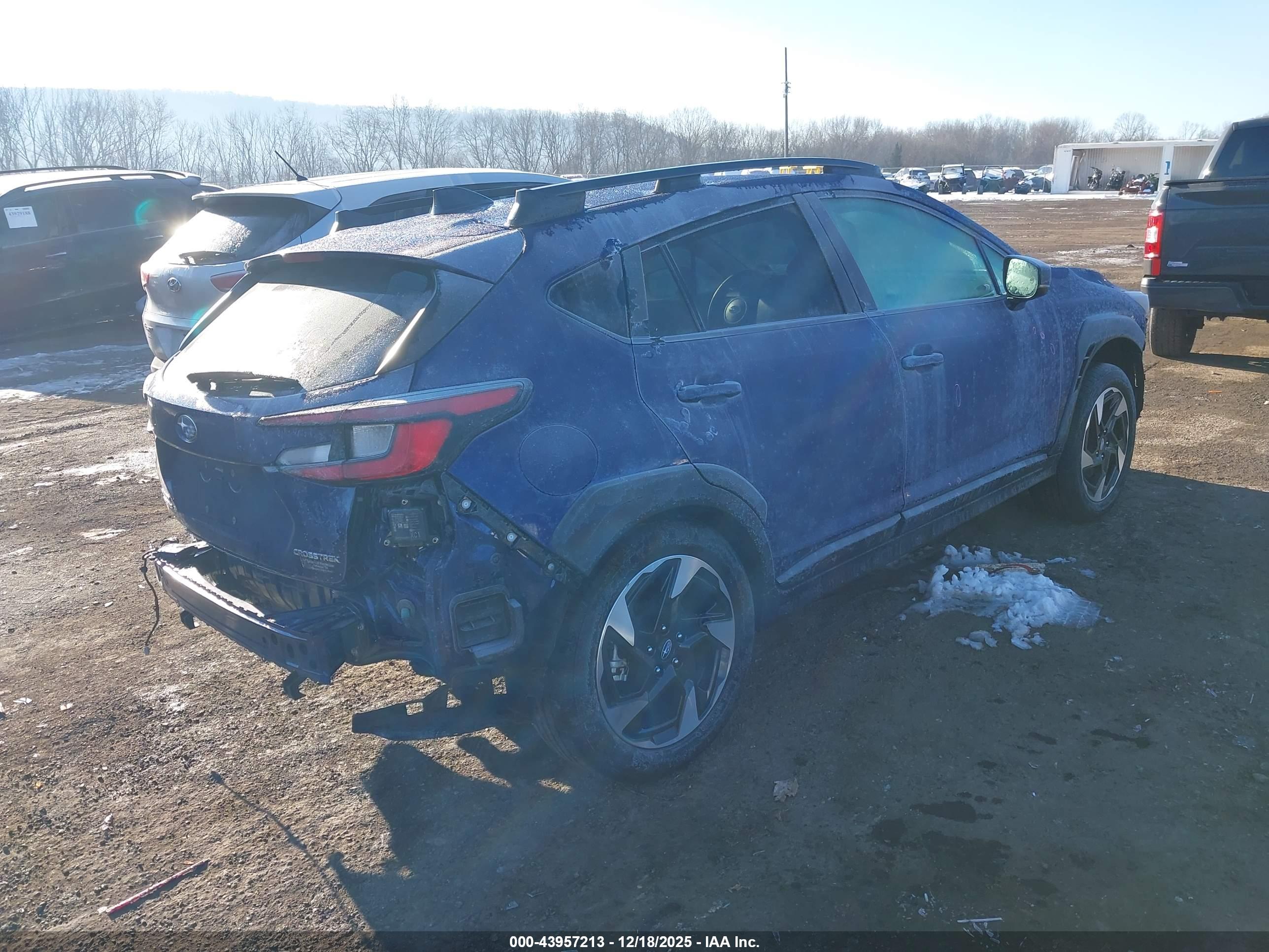 SUBARU CROSSTREK image 4