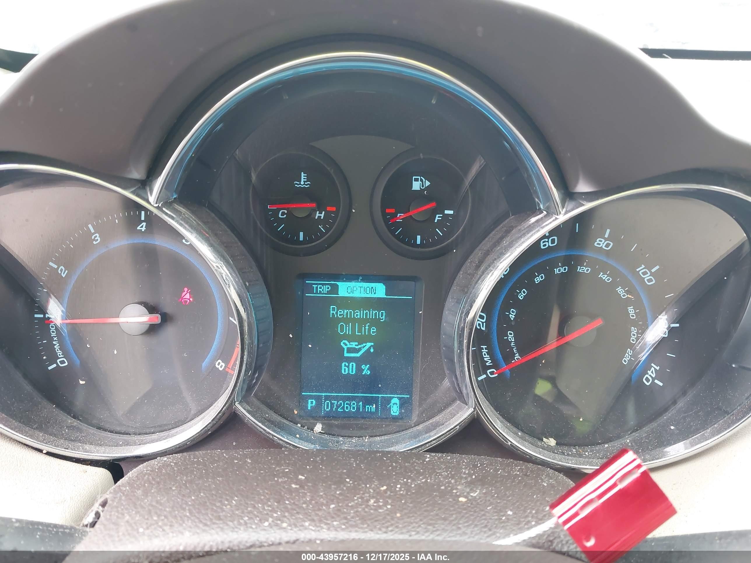CHEVROLET CRUZE image 7