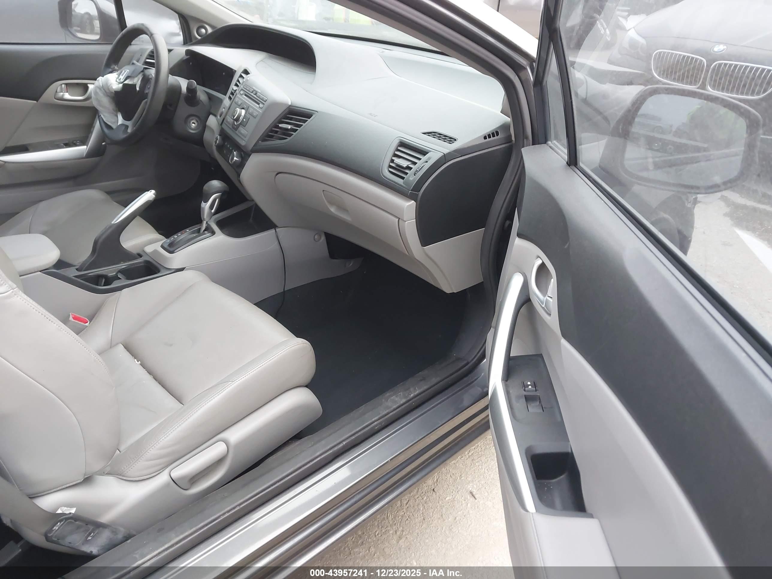 HONDA CIVIC image 5