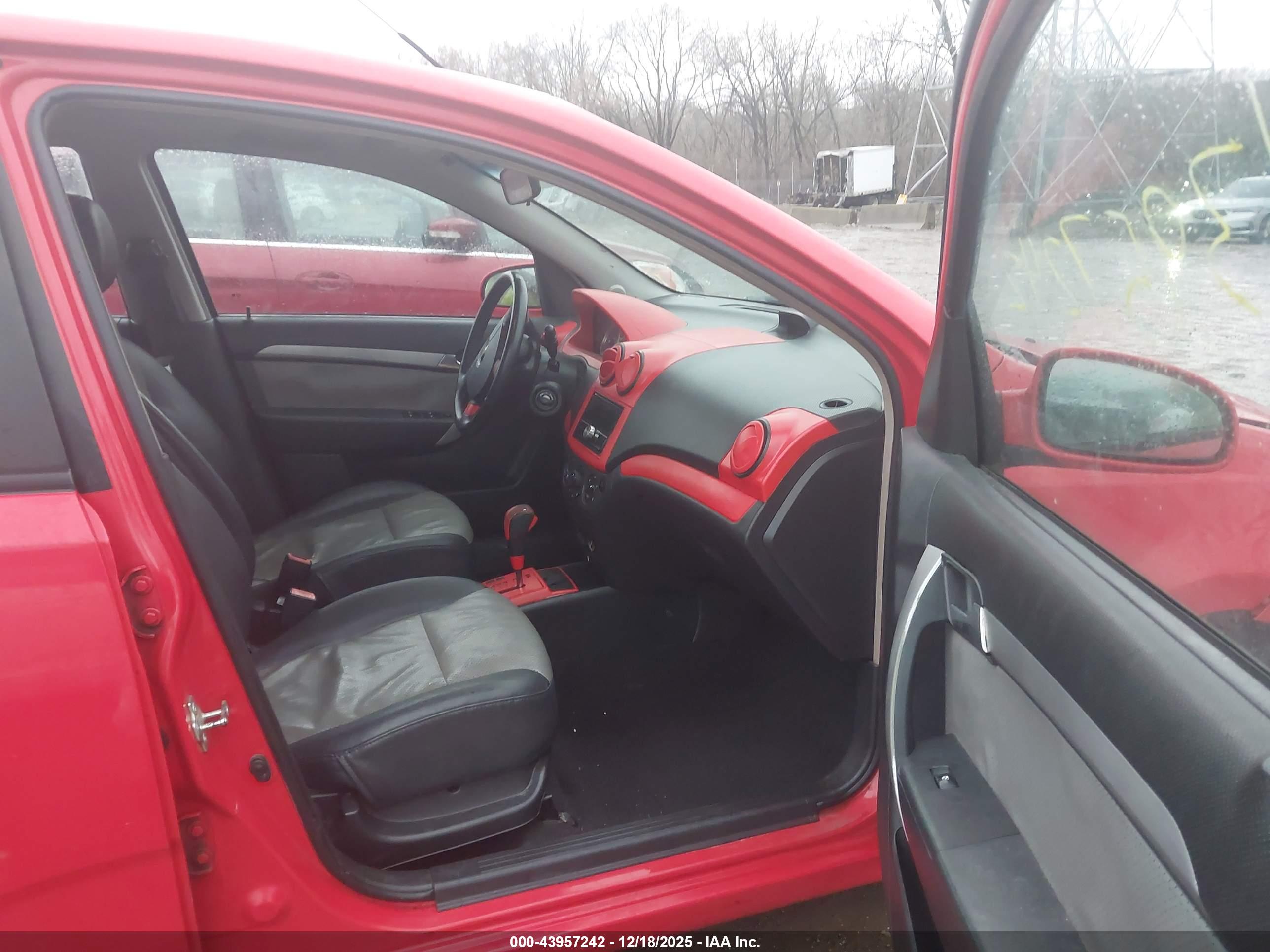 CHEVROLET AVEO image 5