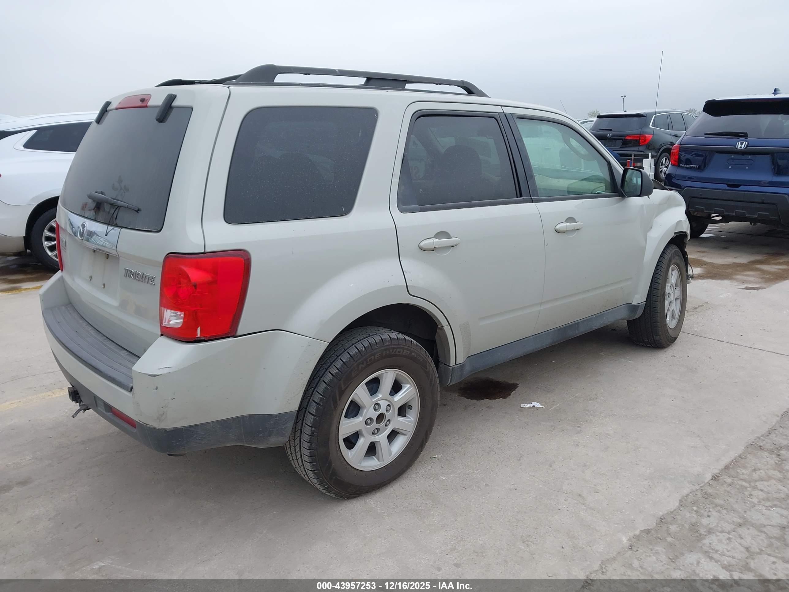 MAZDA TRIBUTE image 4