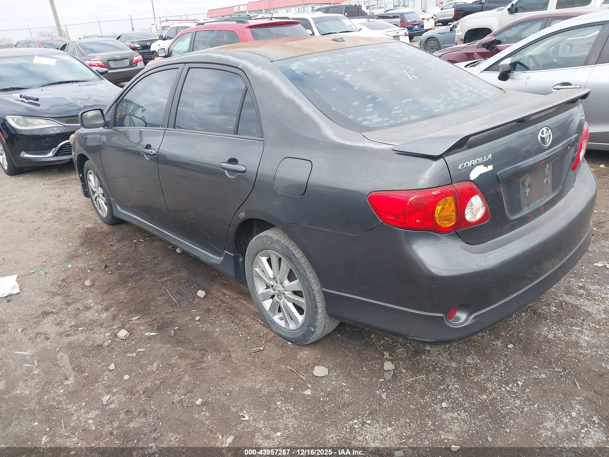 TOYOTA COROLLA image 3