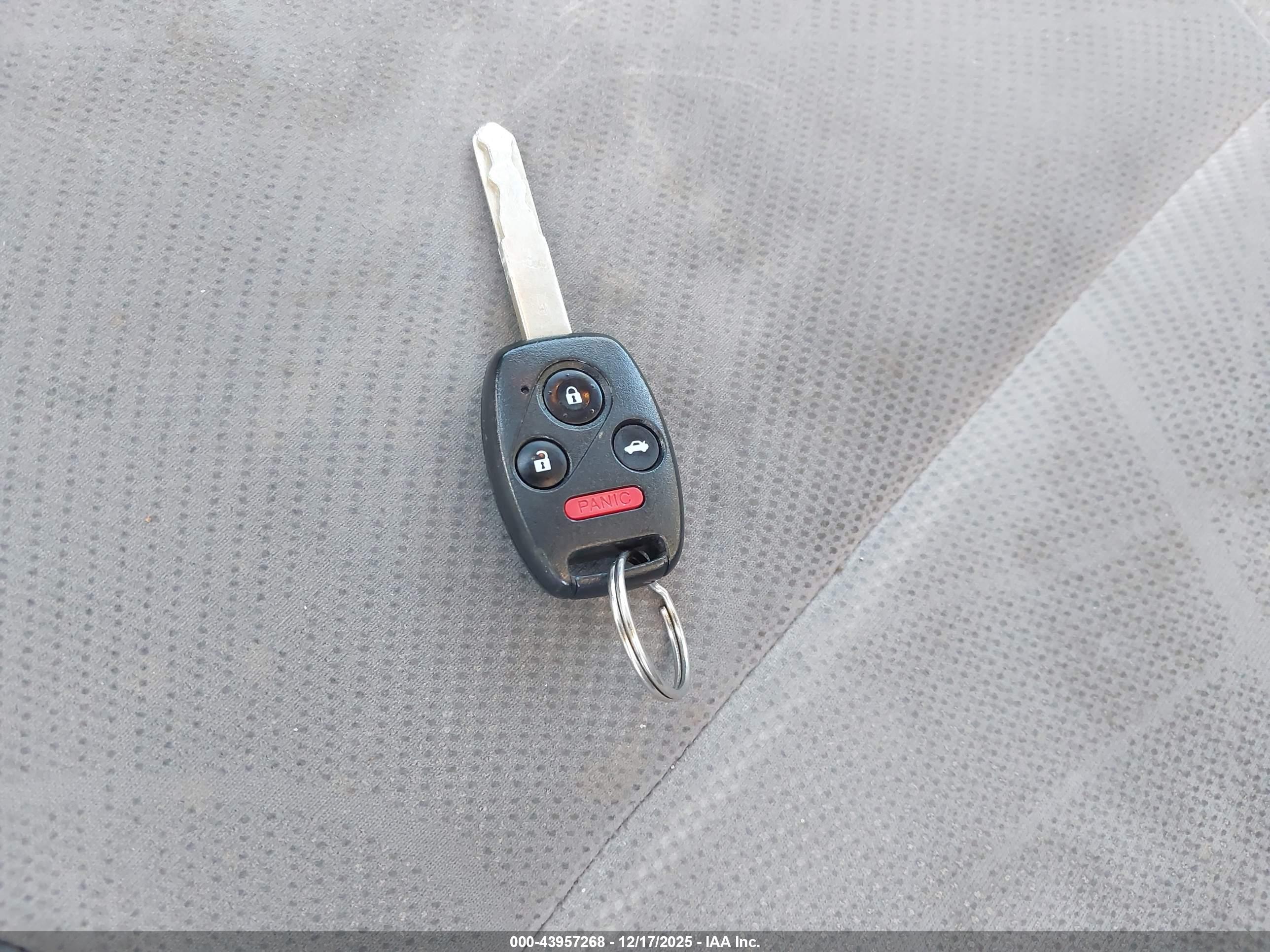 HONDA CIVIC image 11