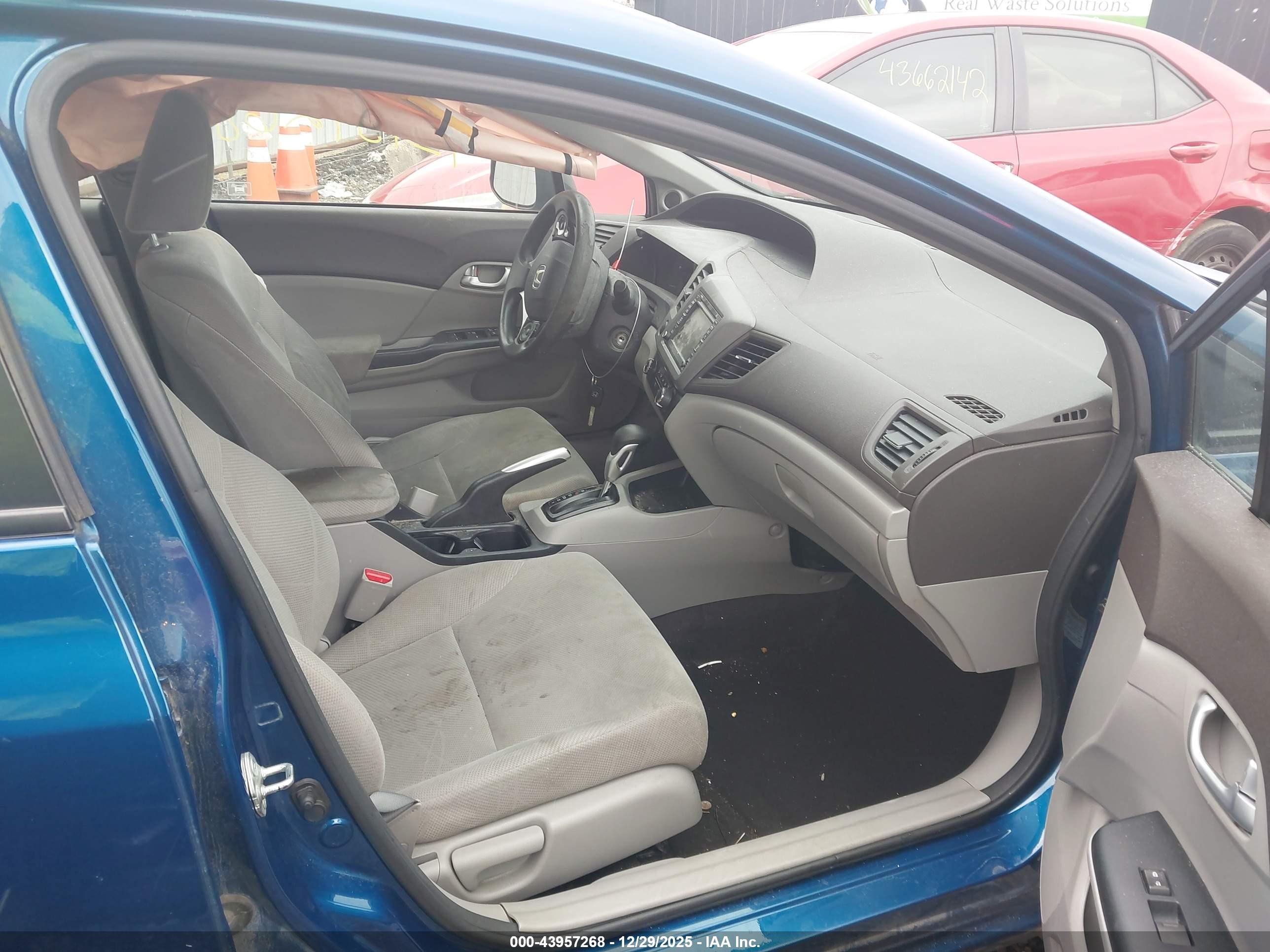 HONDA CIVIC image 5