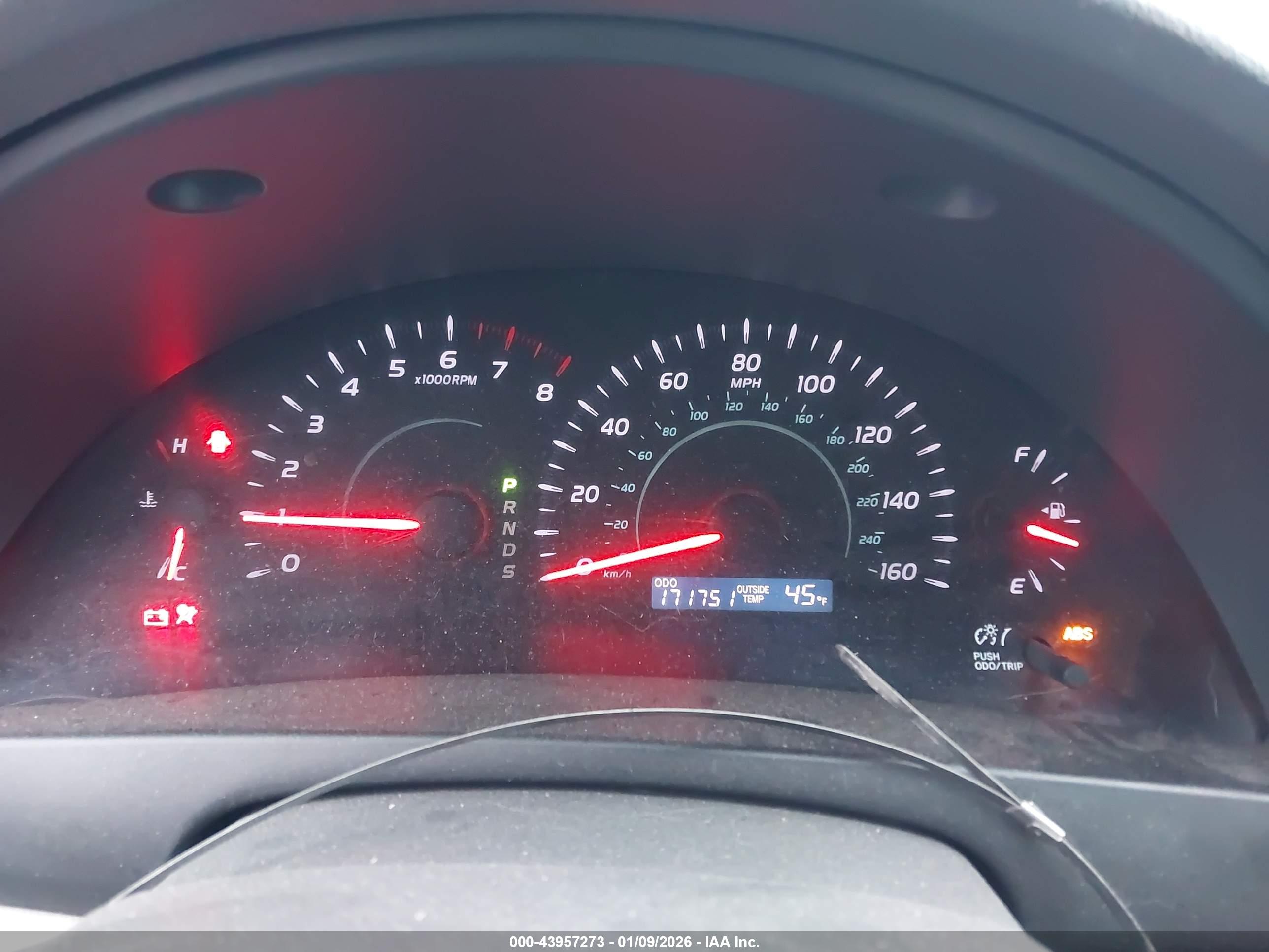TOYOTA CAMRY image 7