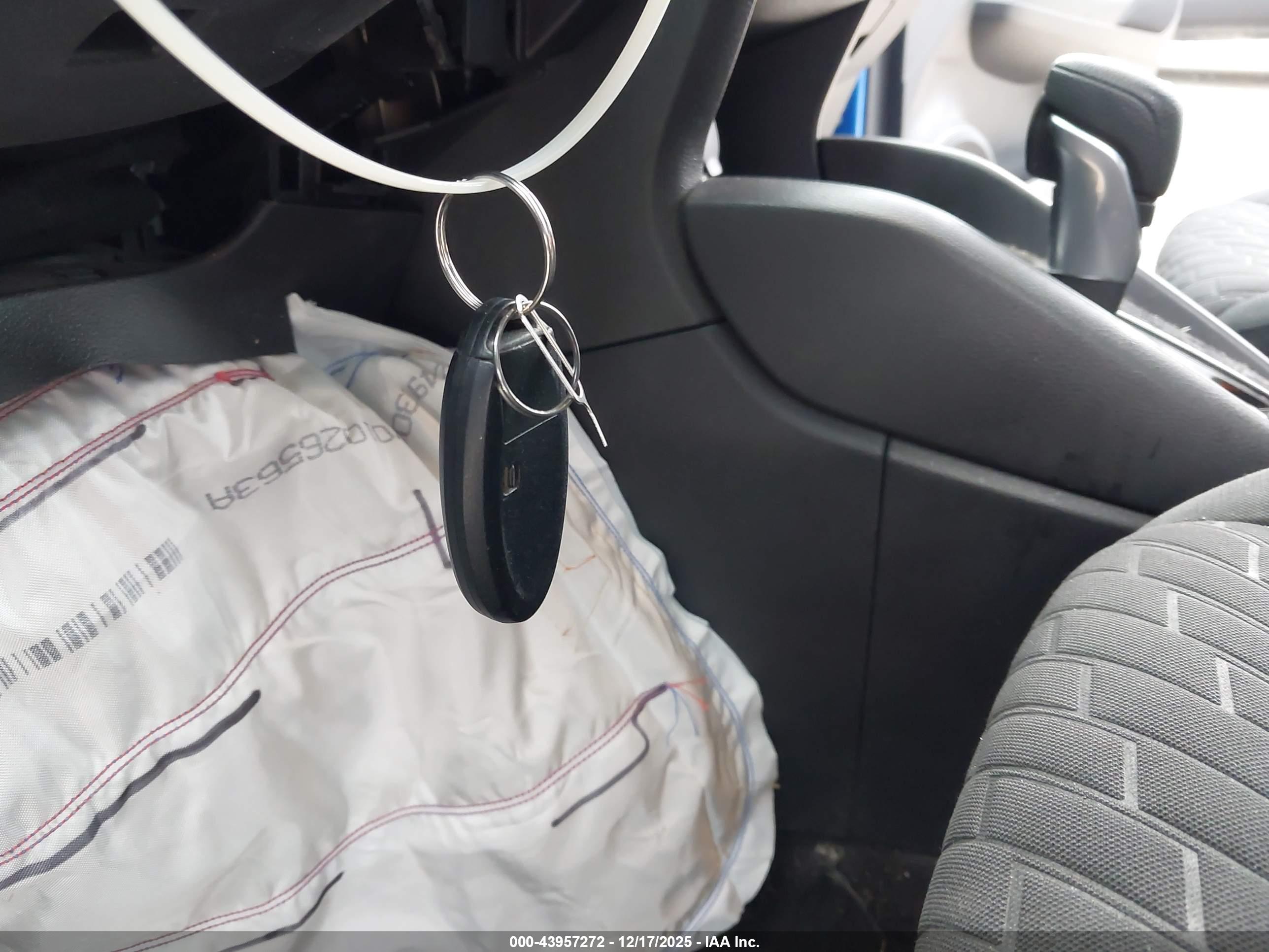 NISSAN KICKS image 11