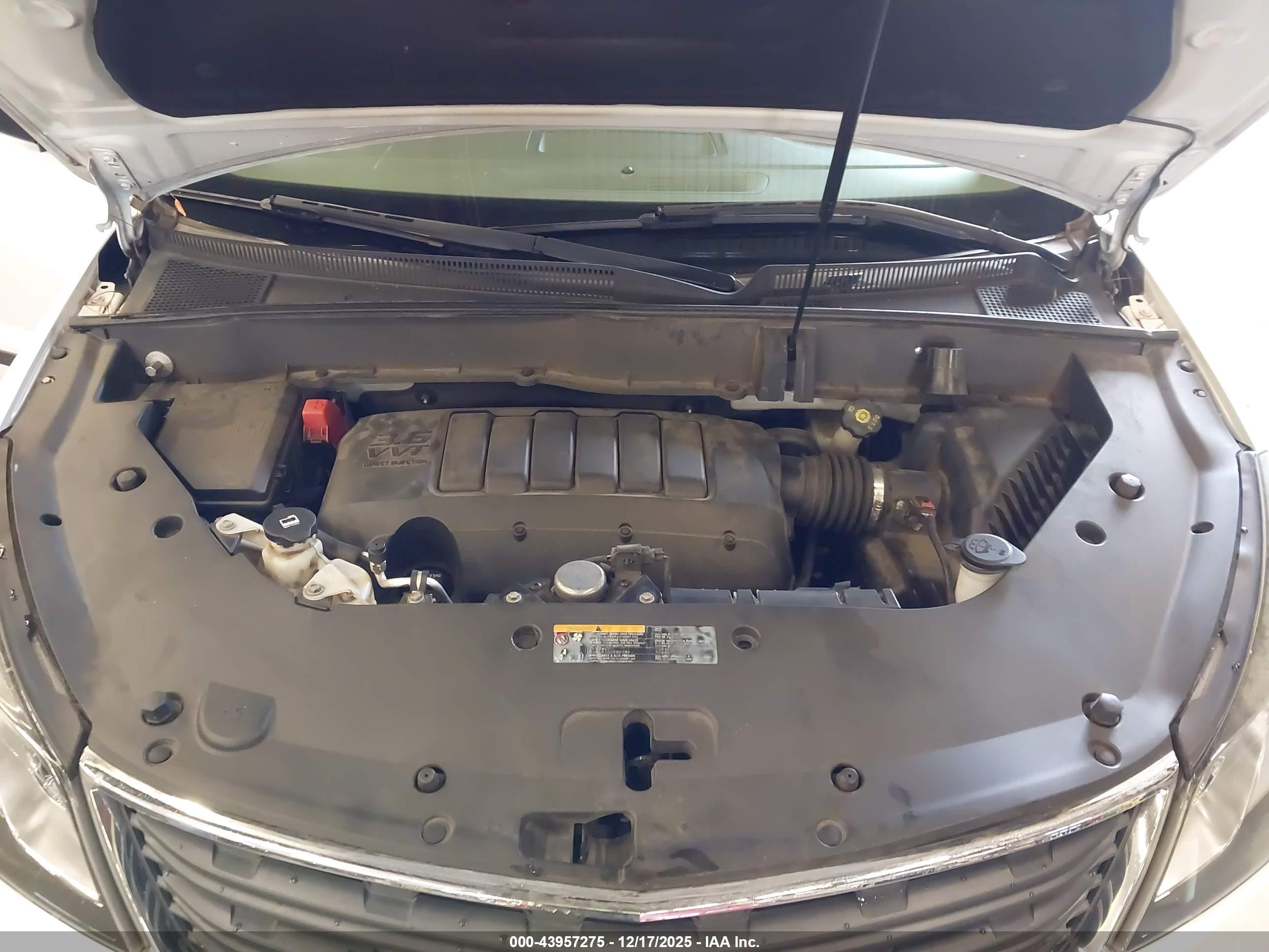 CHEVROLET TRAVERSE image 10