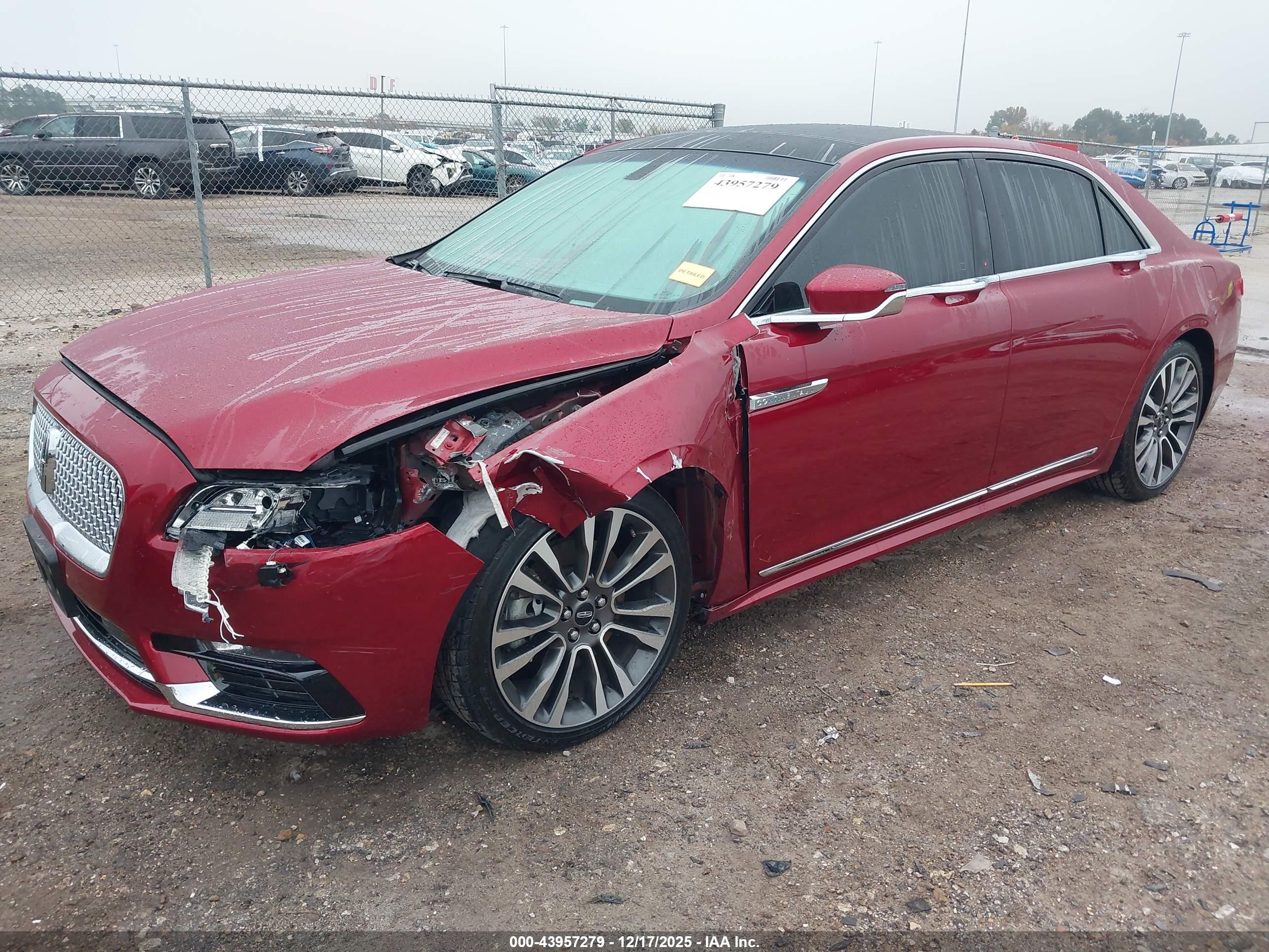 LINCOLN CONTINENTAL image 2