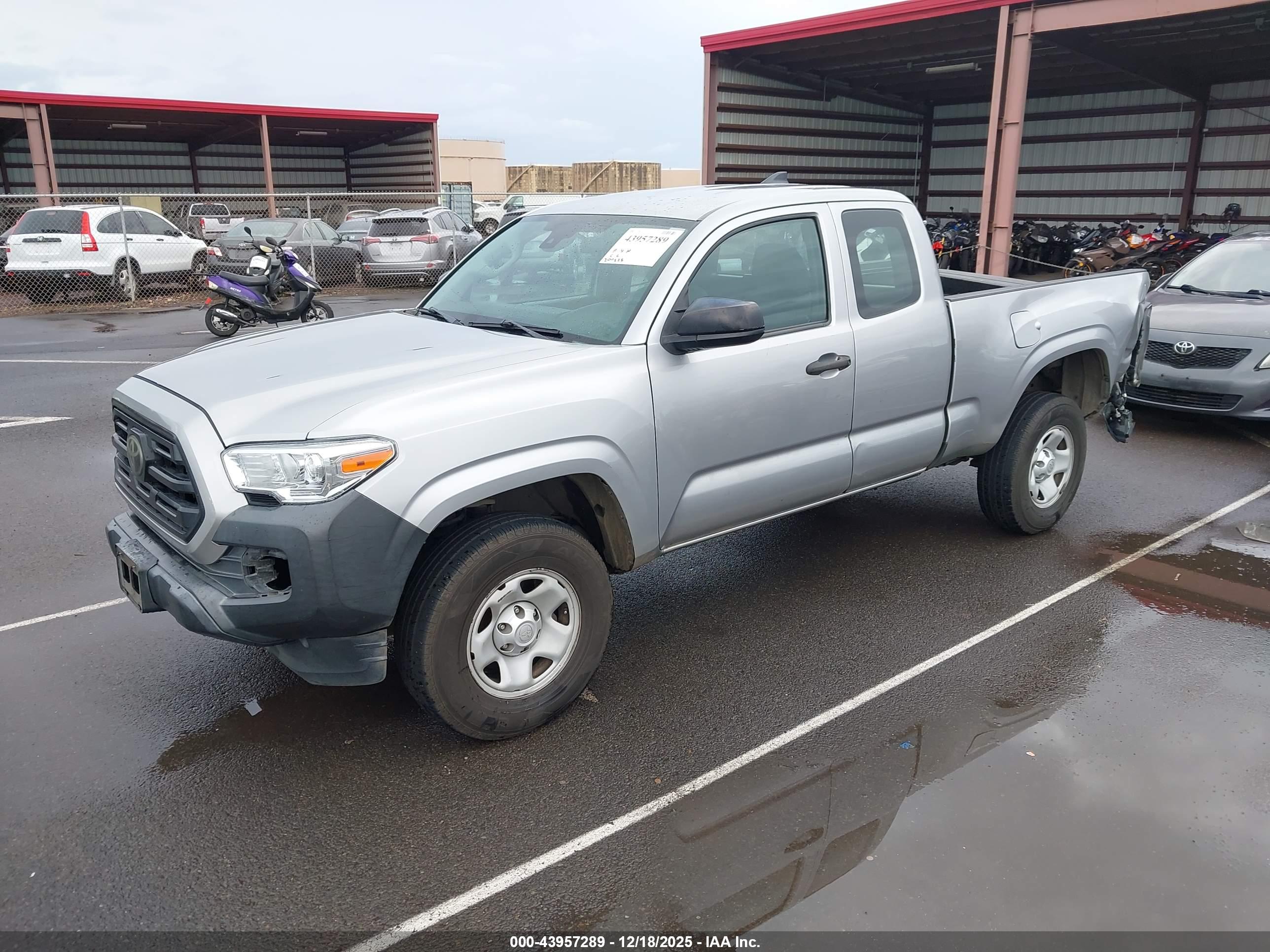 TOYOTA TACOMA image 2